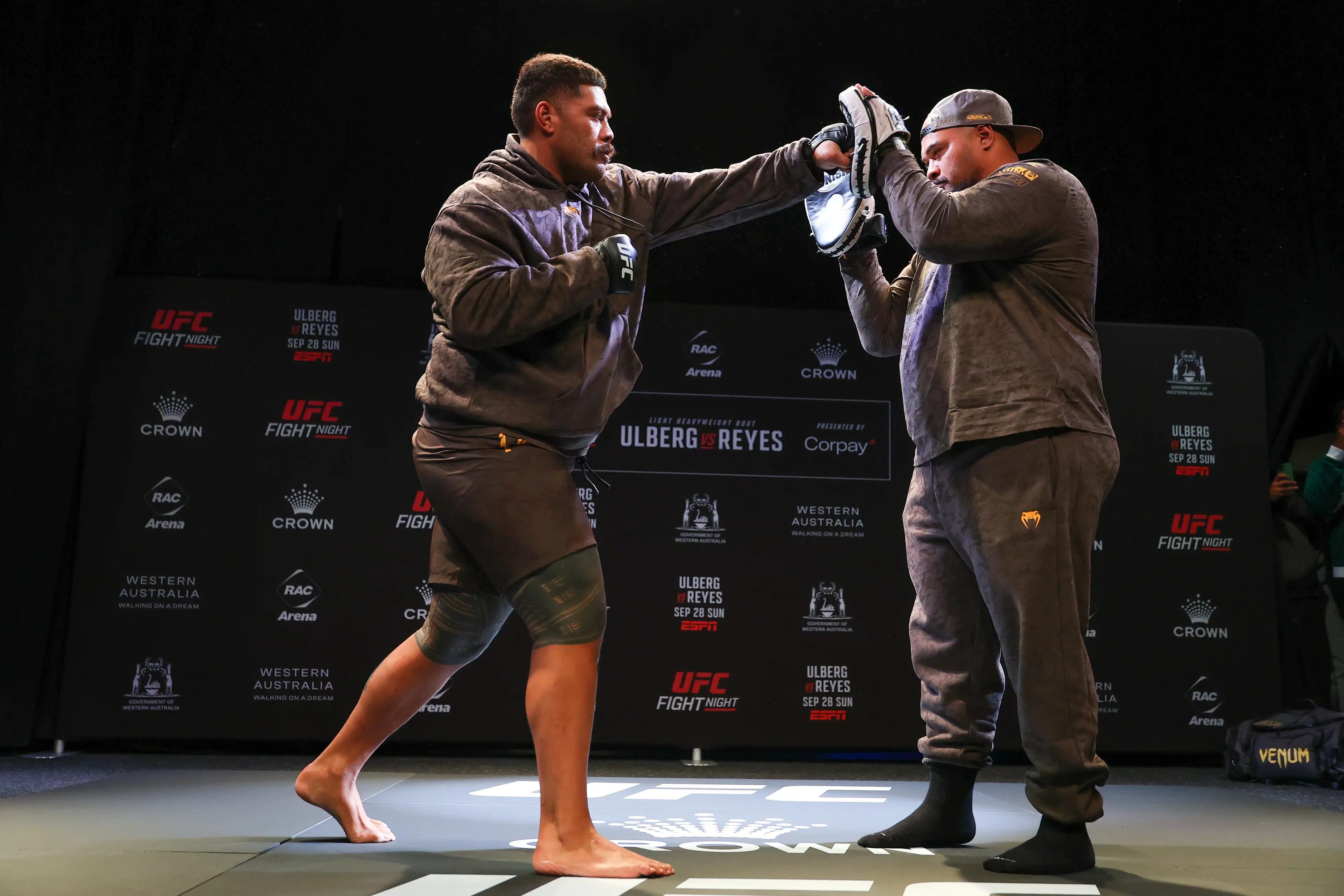Justin Tafa works out for fans and media at the Eve nightclub at Crown Perth on September 25, 2025 in Perth, Australia. Image credit: Getty