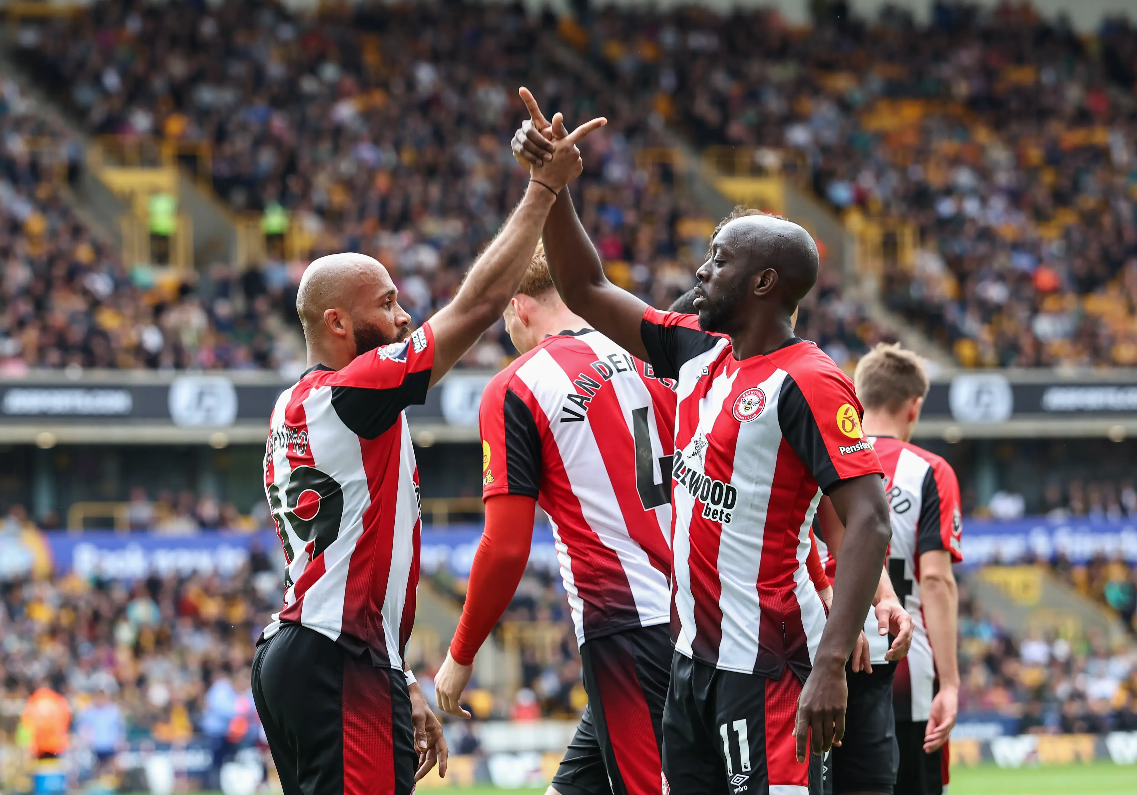 Bryan Mbeumo and Yoane Wissa celebrate a Brentford goal. Image: Getty 