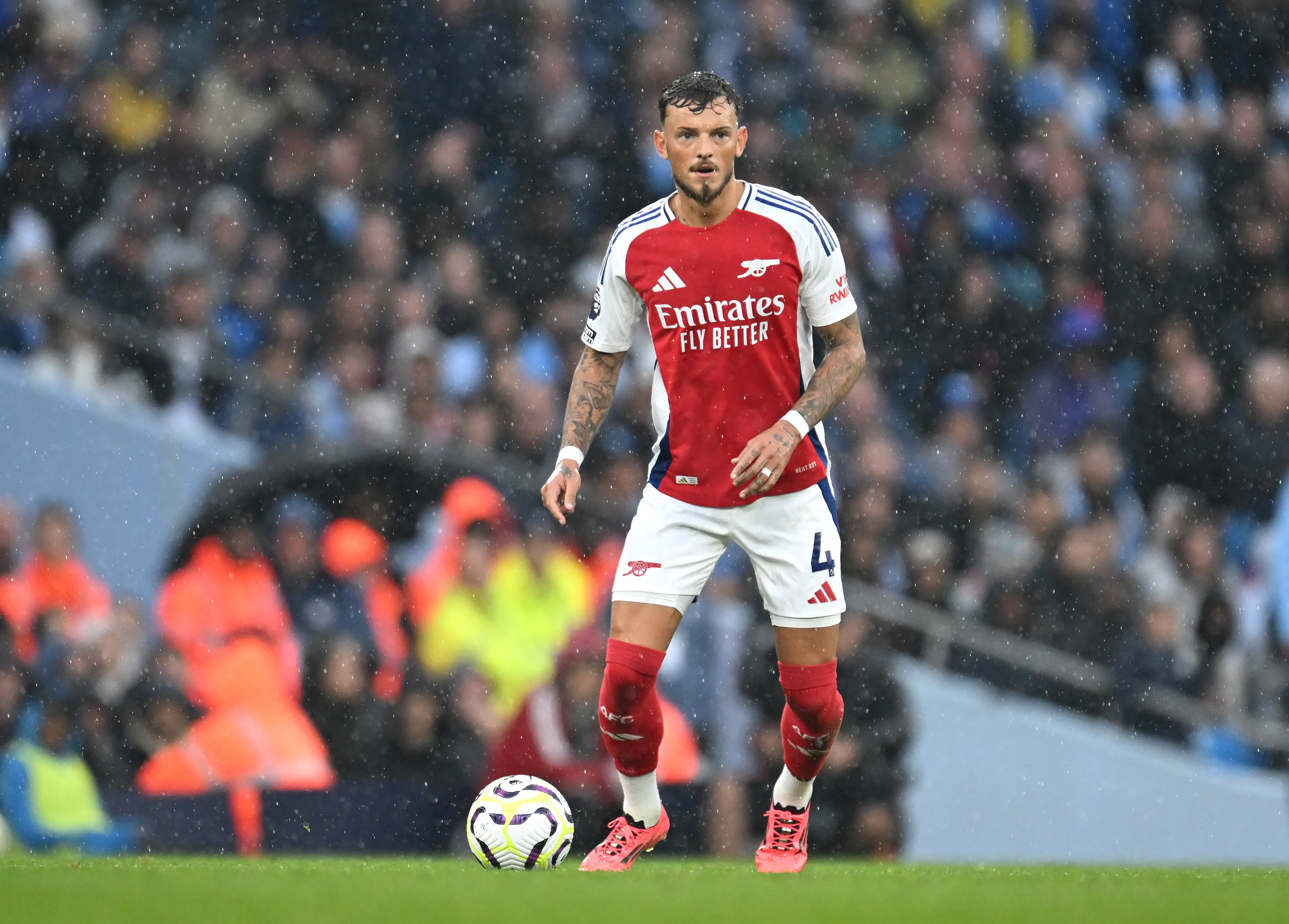Ben White in action against Manchester City. Image: Getty