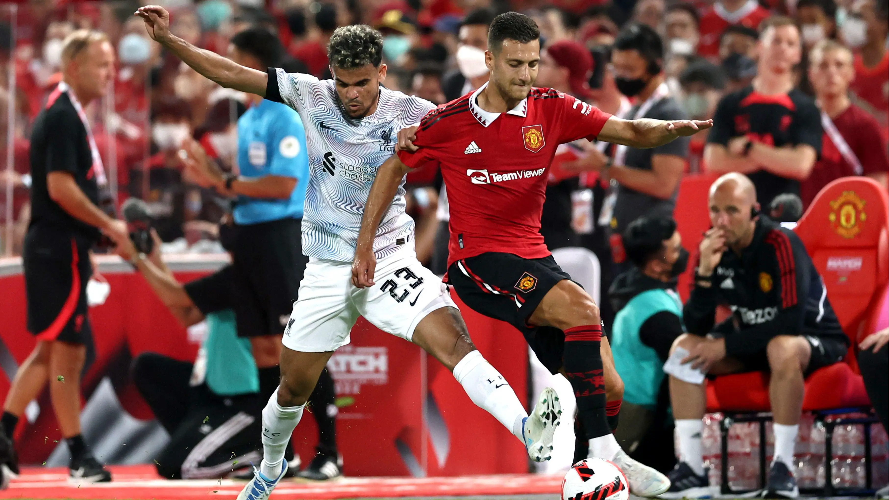 Diogo Dalot. (Man Utd)