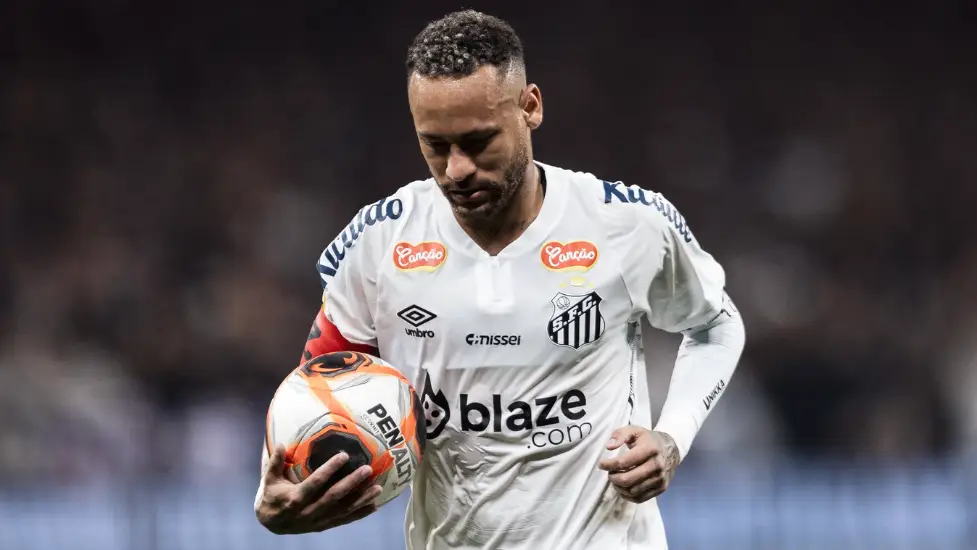 Brazilian media make their feelings clear on Neymar after he blames the ball for first defeat back at Santos
