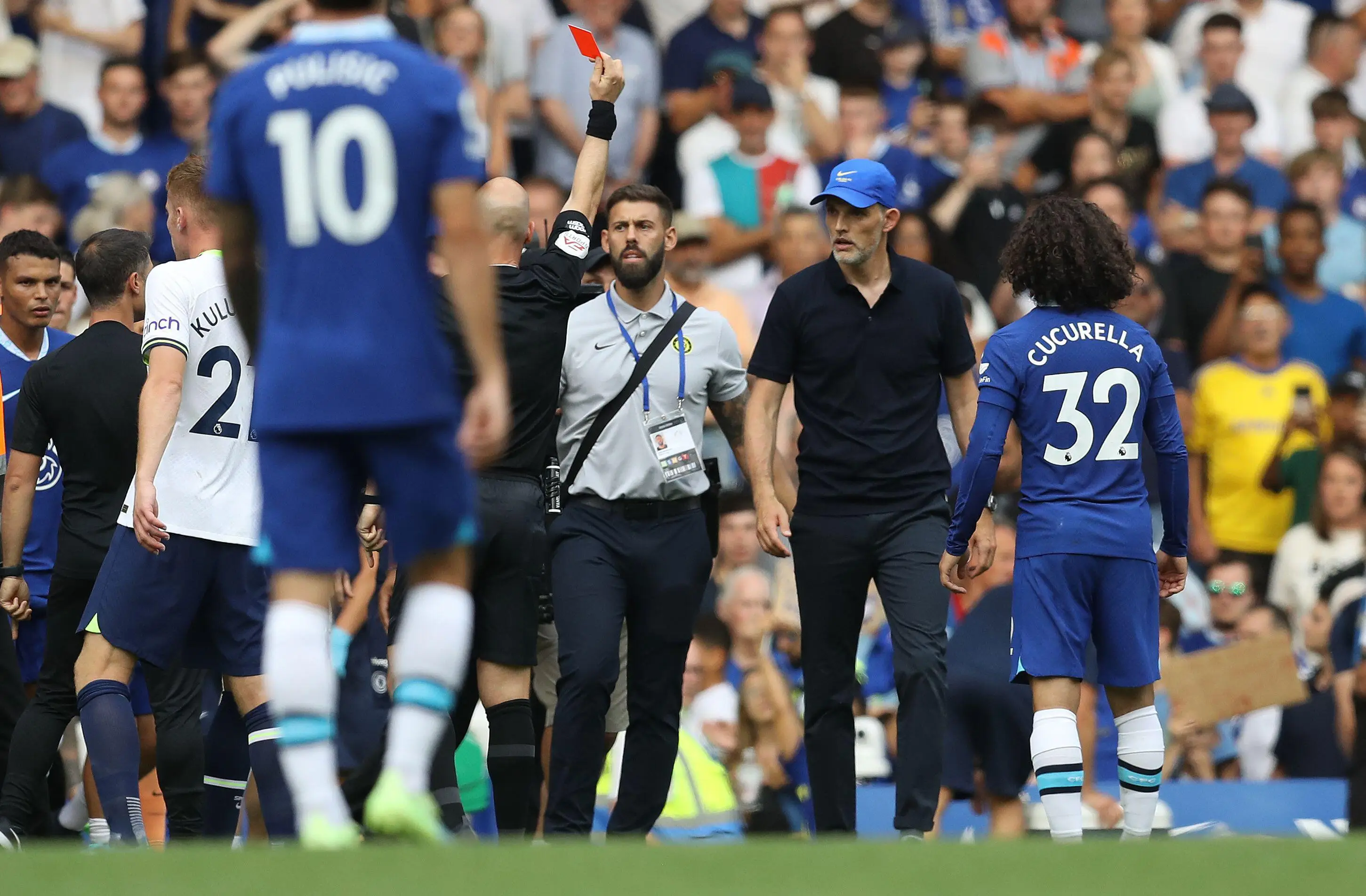 Thomas Tuchel being shown a red card vs Spurs. (Alamy)