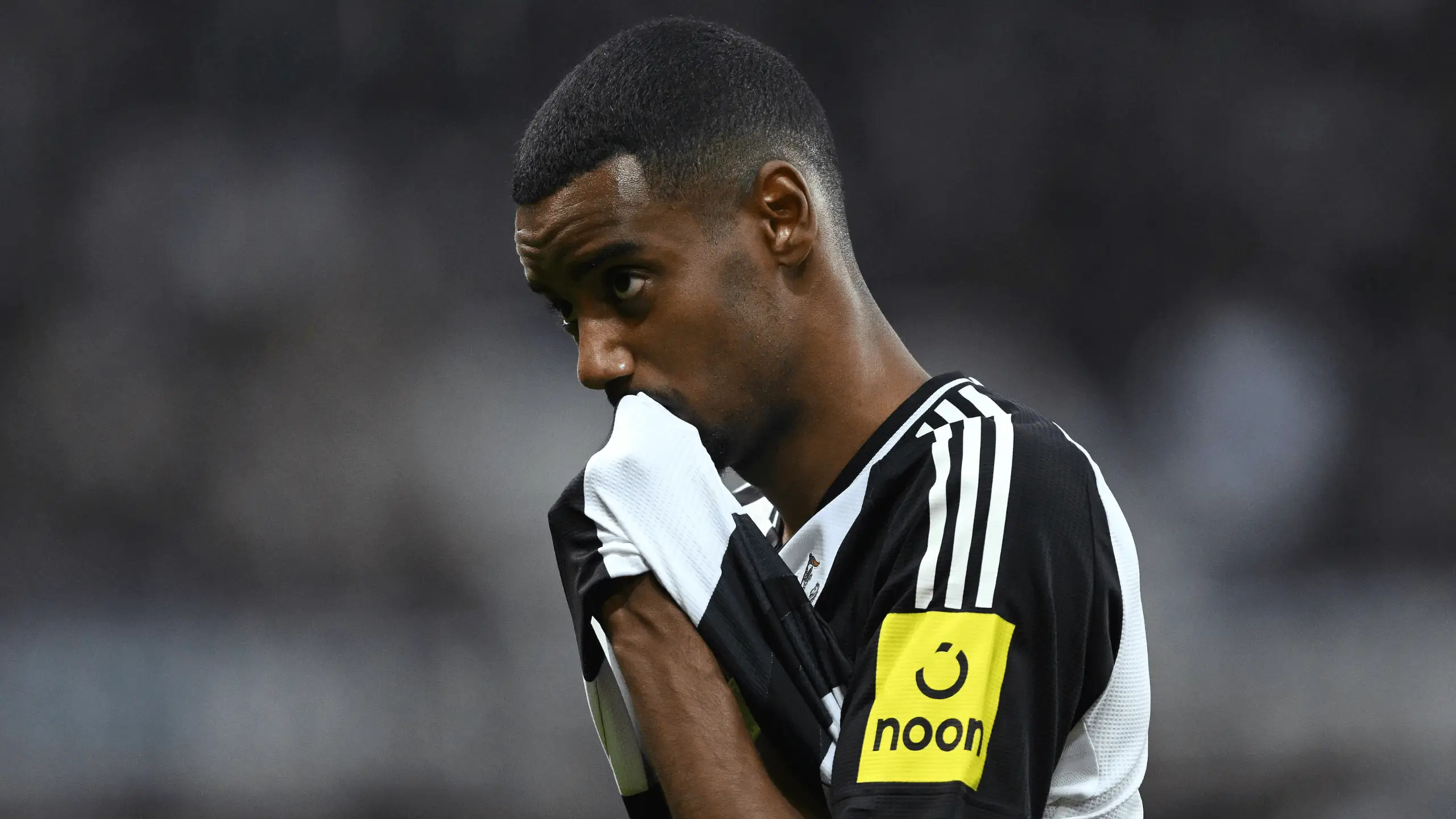 Newcastle take drastic Alexander Isak decision moments before Liverpool clash