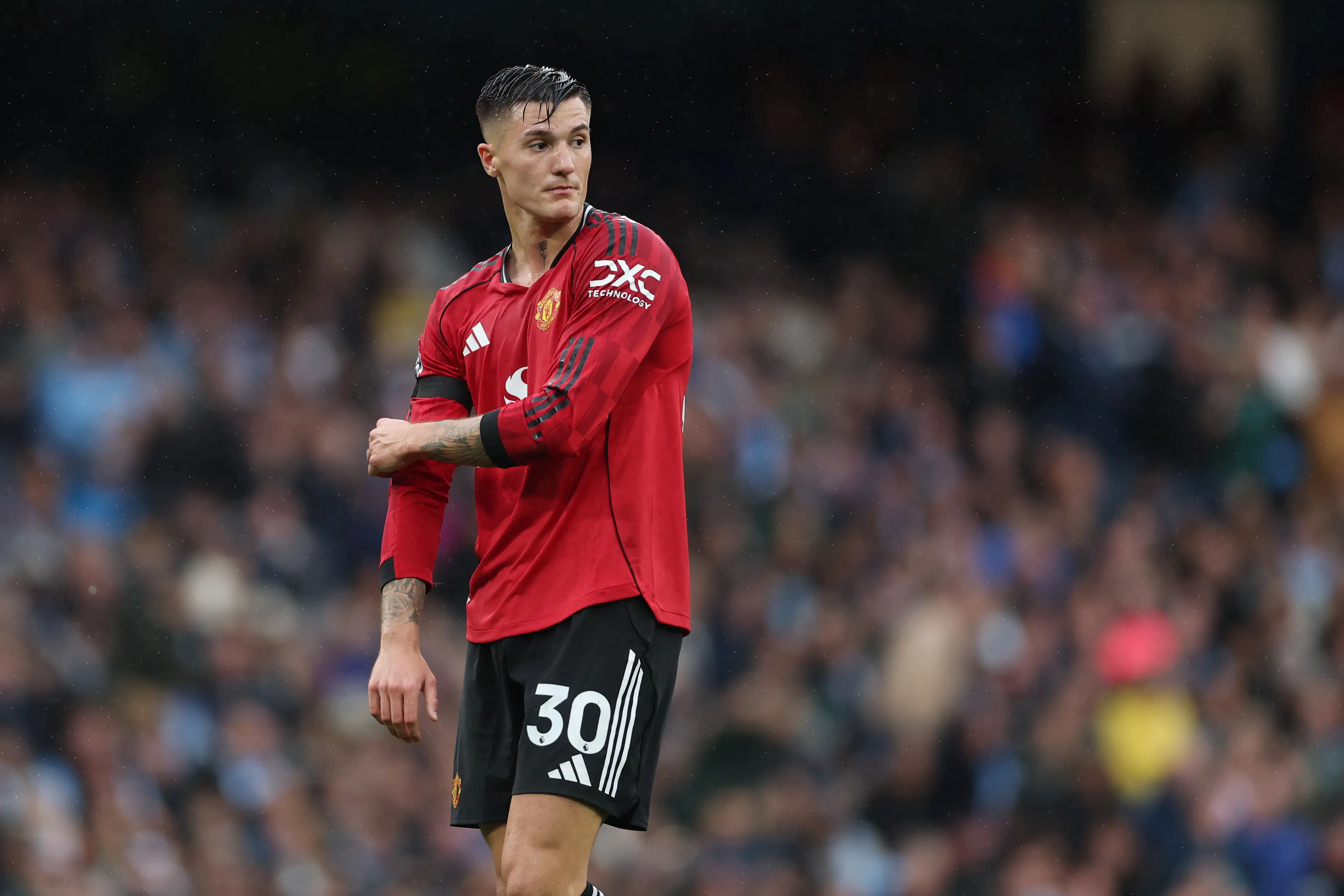 Benjamin Sesko made his first Premier League start against Manchester City. Image: Getty 