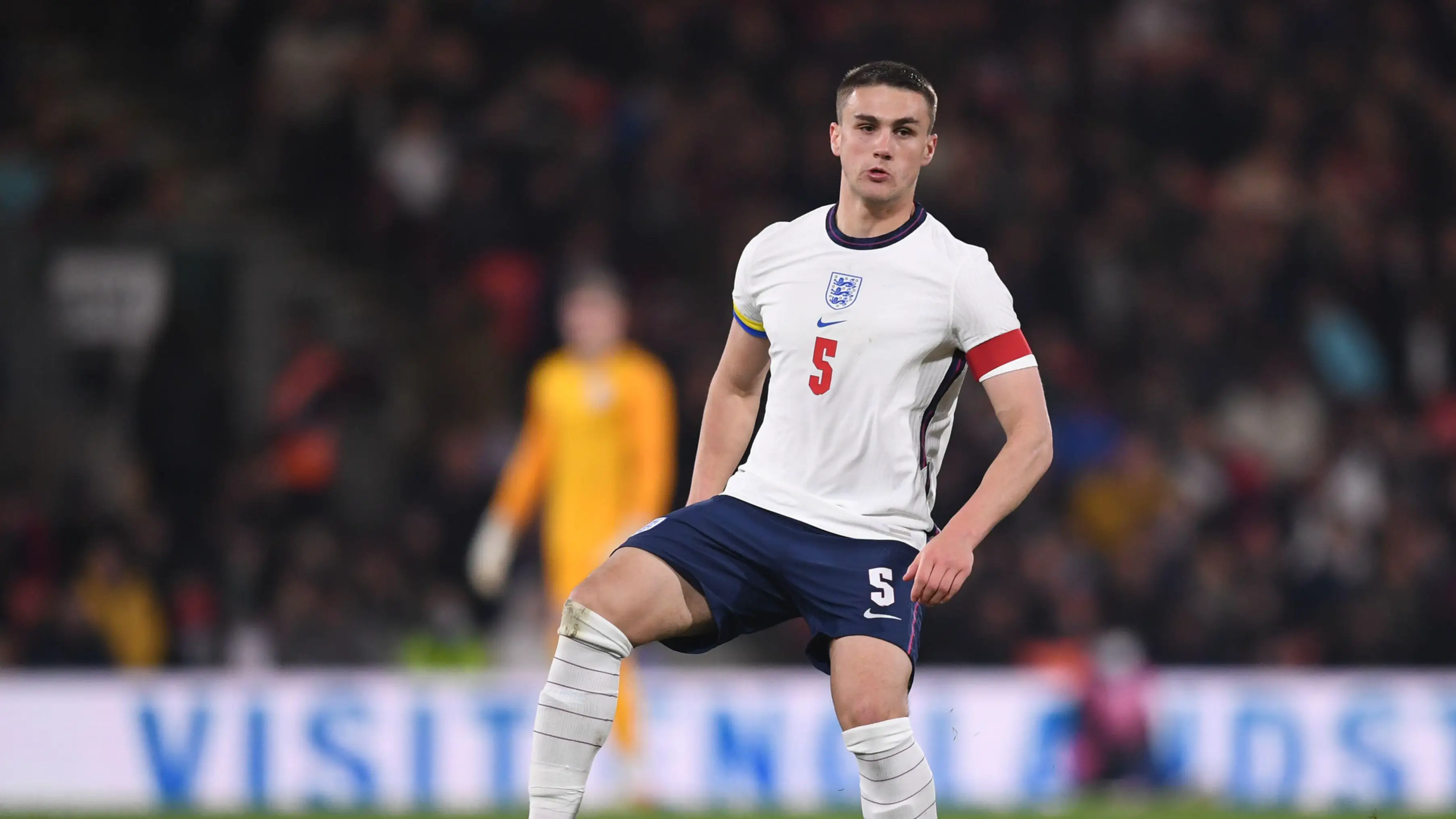 Everton circle for Manchester City defender with January transfer swoop mooted