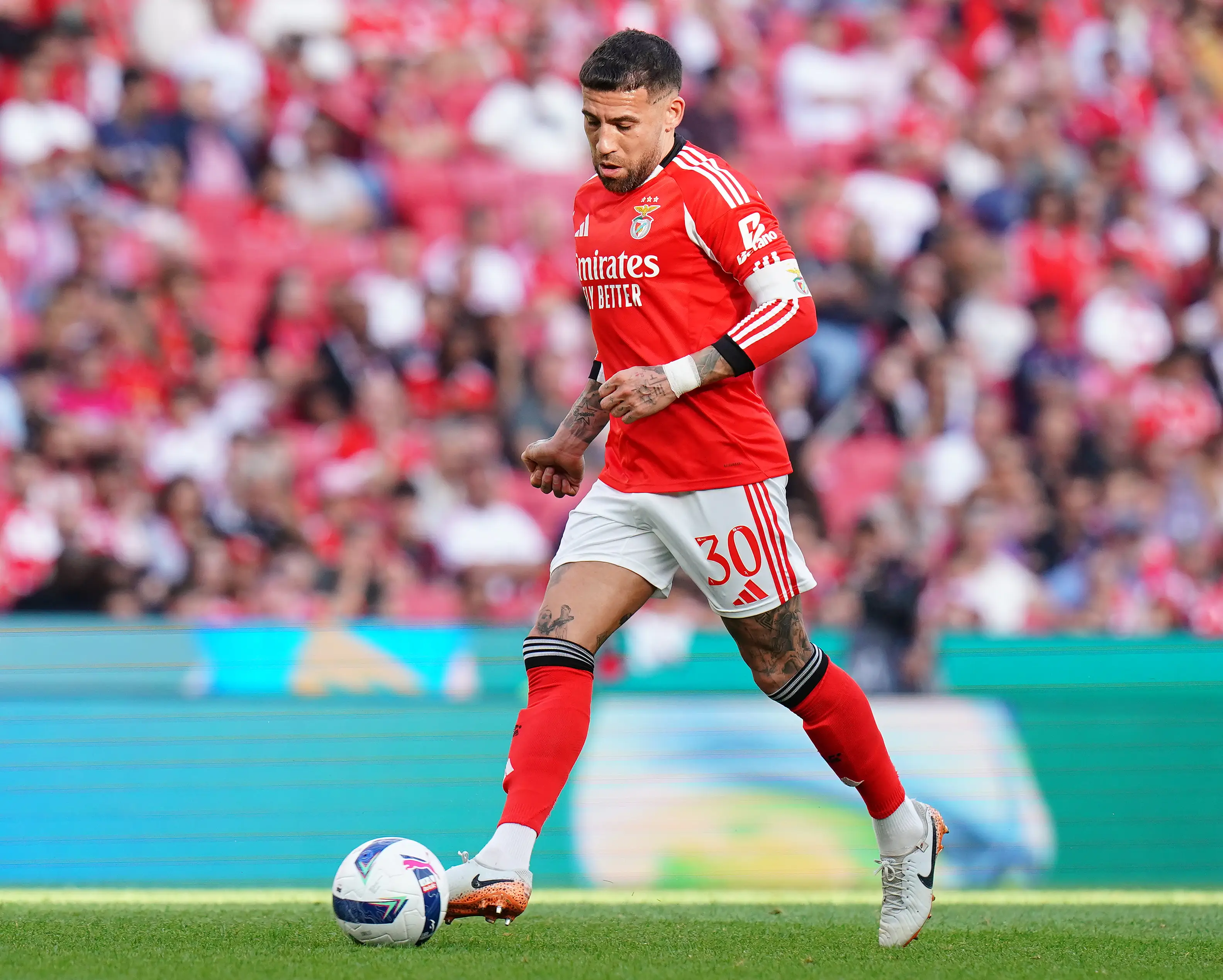 Nicolas Otamendi of SL Benfica in action during the Liga Portugal Betclic match between SL Benfica and Moreirense FC (Getty Images)