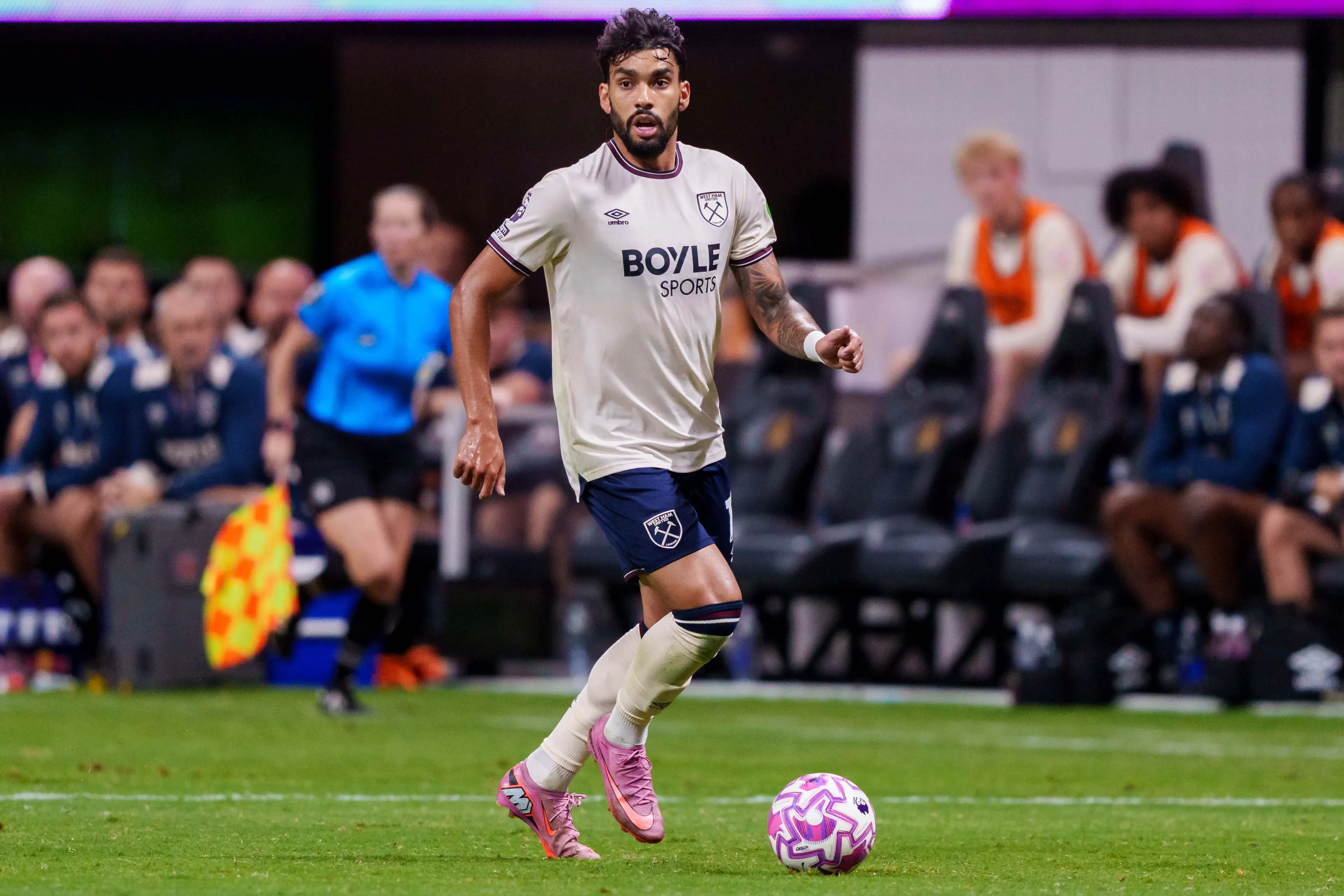 Lucas Paqueta has attracted interest from Manchester City. Image: Getty