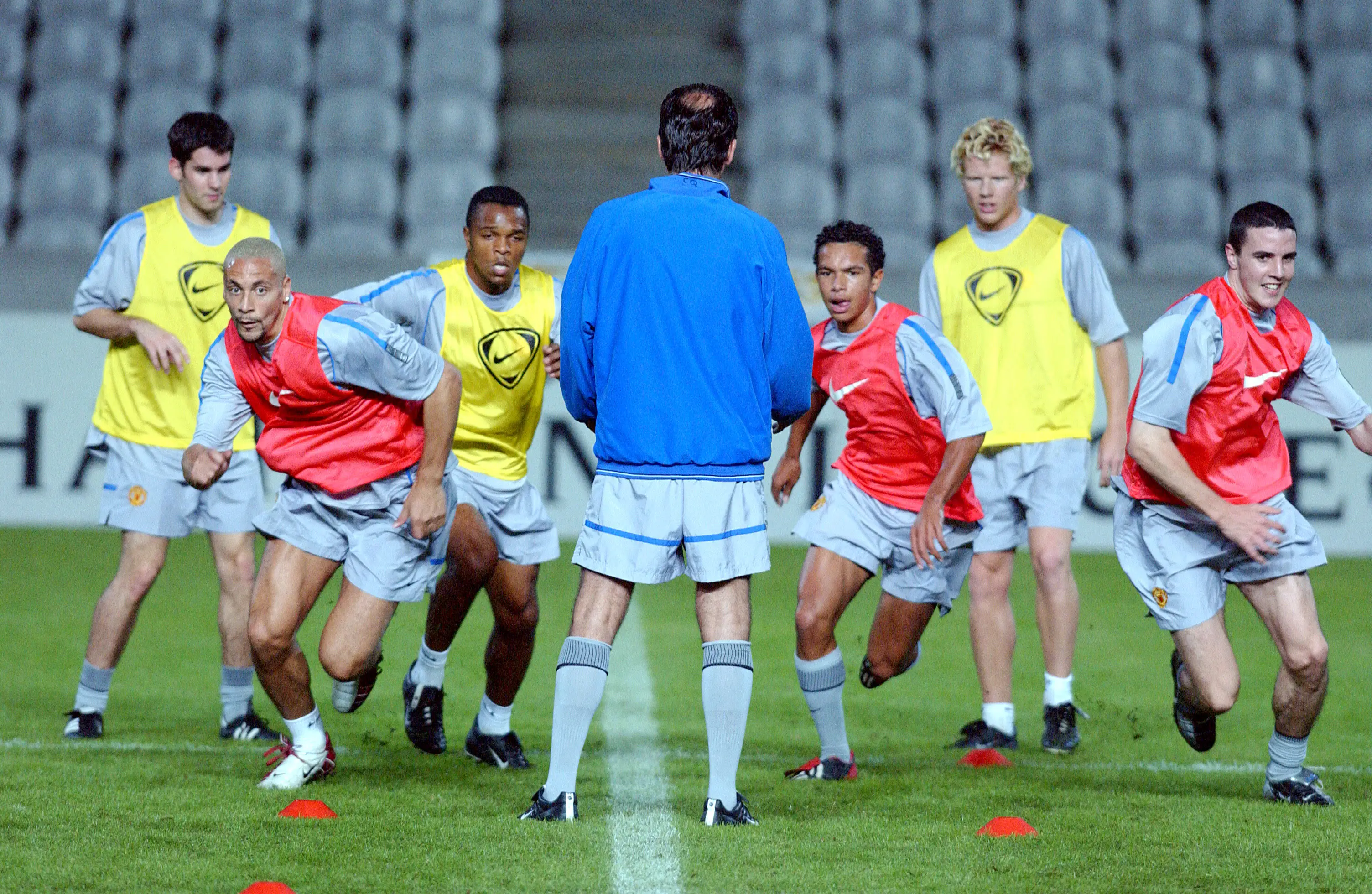 Nardiello (far left) trains alongside Rio Ferdinand, Quinton Fortune, Kieran Richardson, Mads Timm and John 0'Shea ahead of United's Champions League clash against Maccabi Haifa. Image credit: Getty