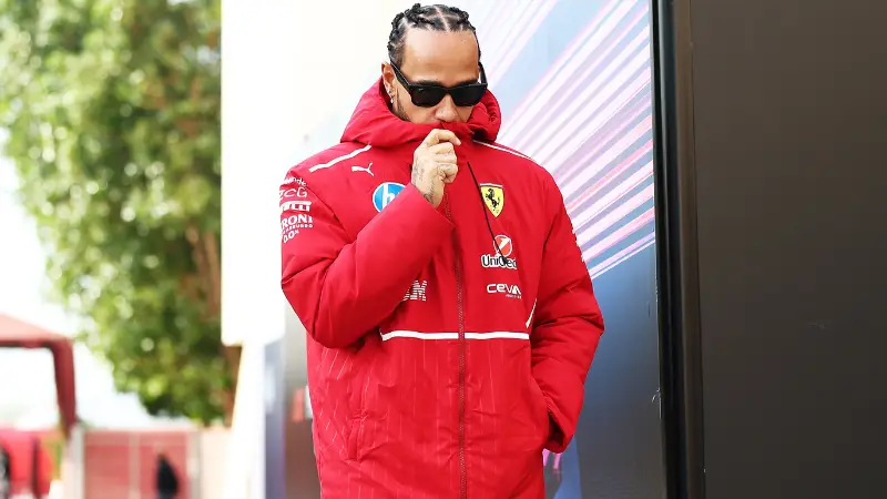 Sky Sports make Lewis Hamilton blunder in opening moments of F1 testing broadcast