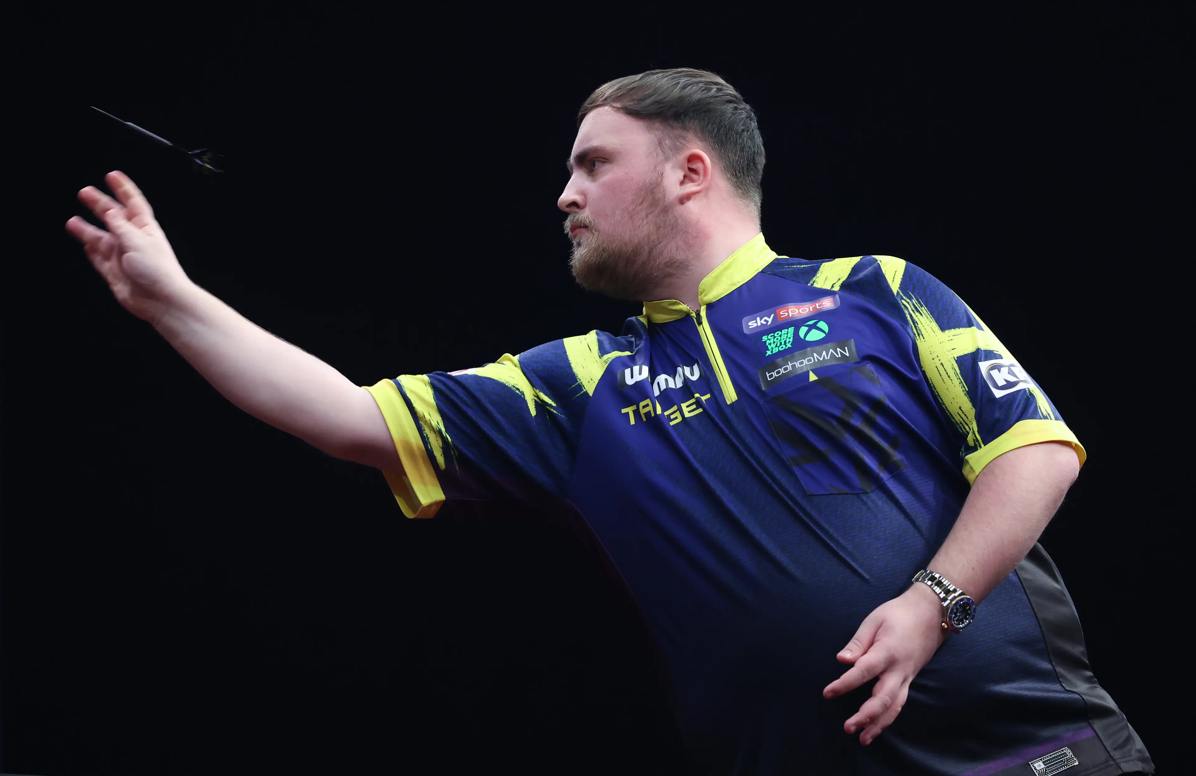 Luke Littler in action against Mike De Decker at the Winmau World Masters. Image: Getty 