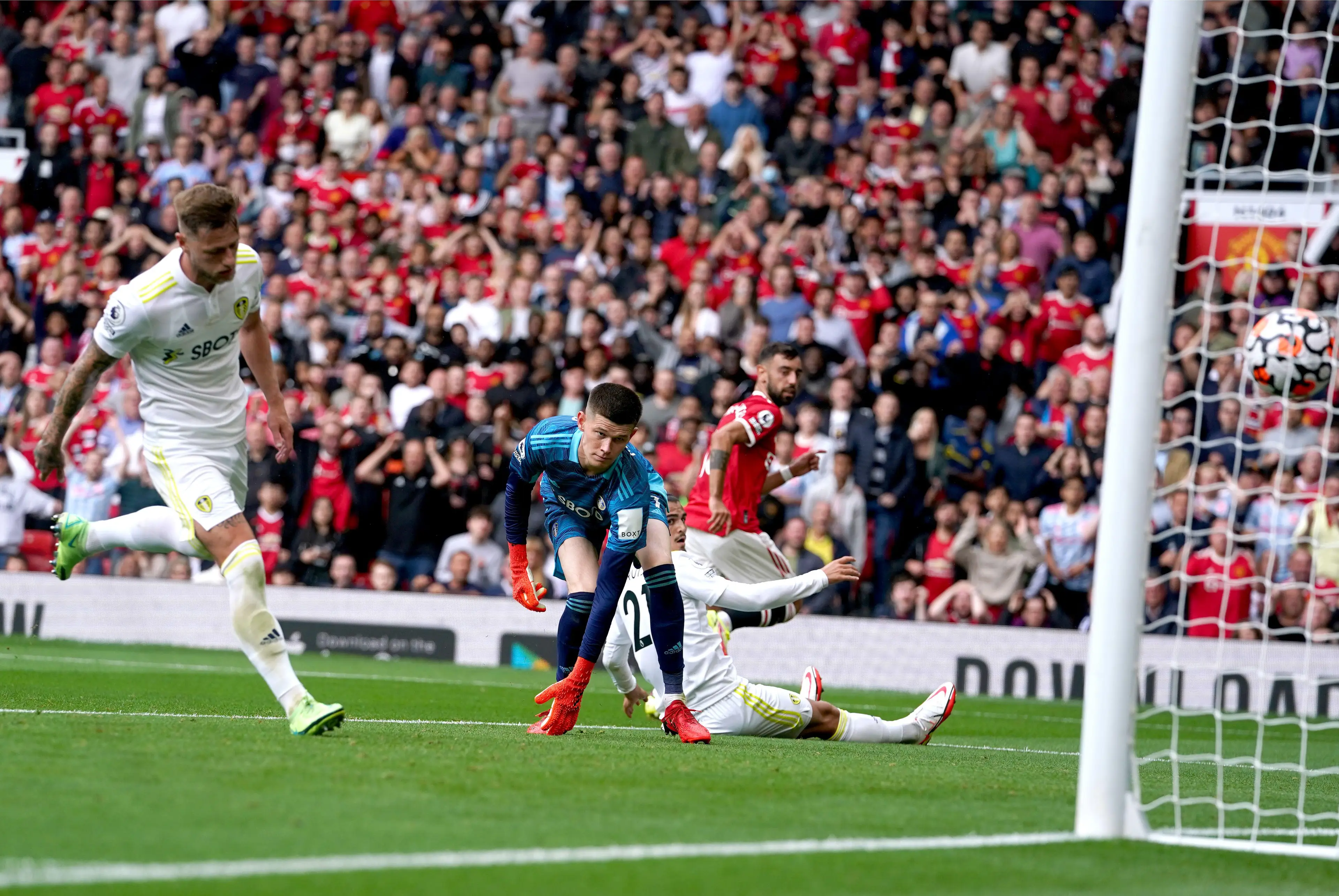 Bruno Fernandes decimated Leeds in last season's opening day fixture. (Alamy)