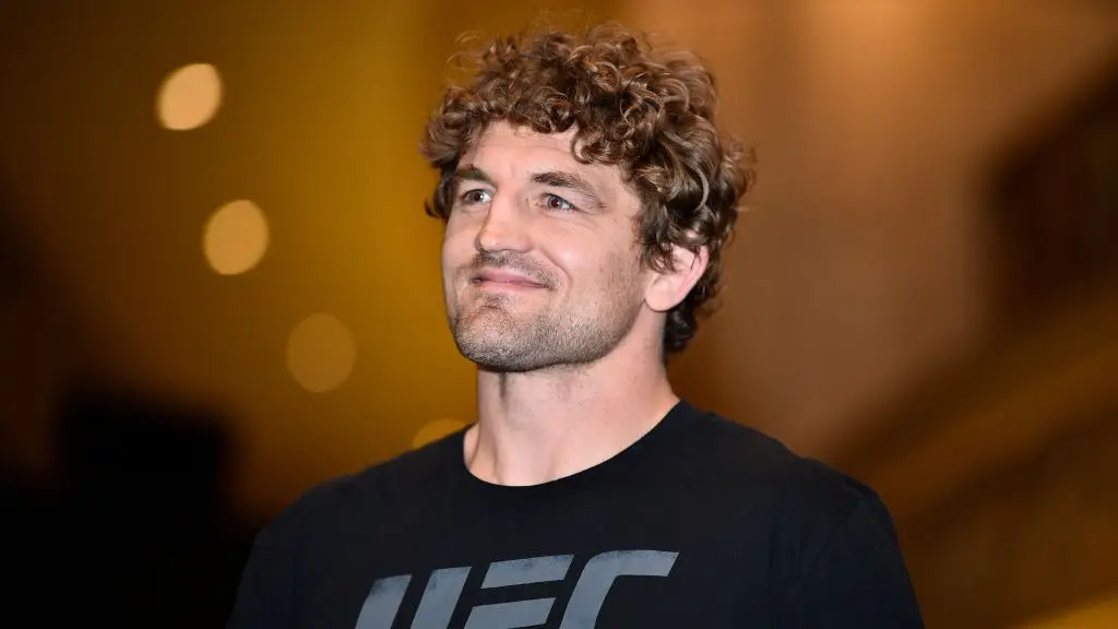 UFC fighter who 'died four times' announces shock comeback a year on from near fatal illness