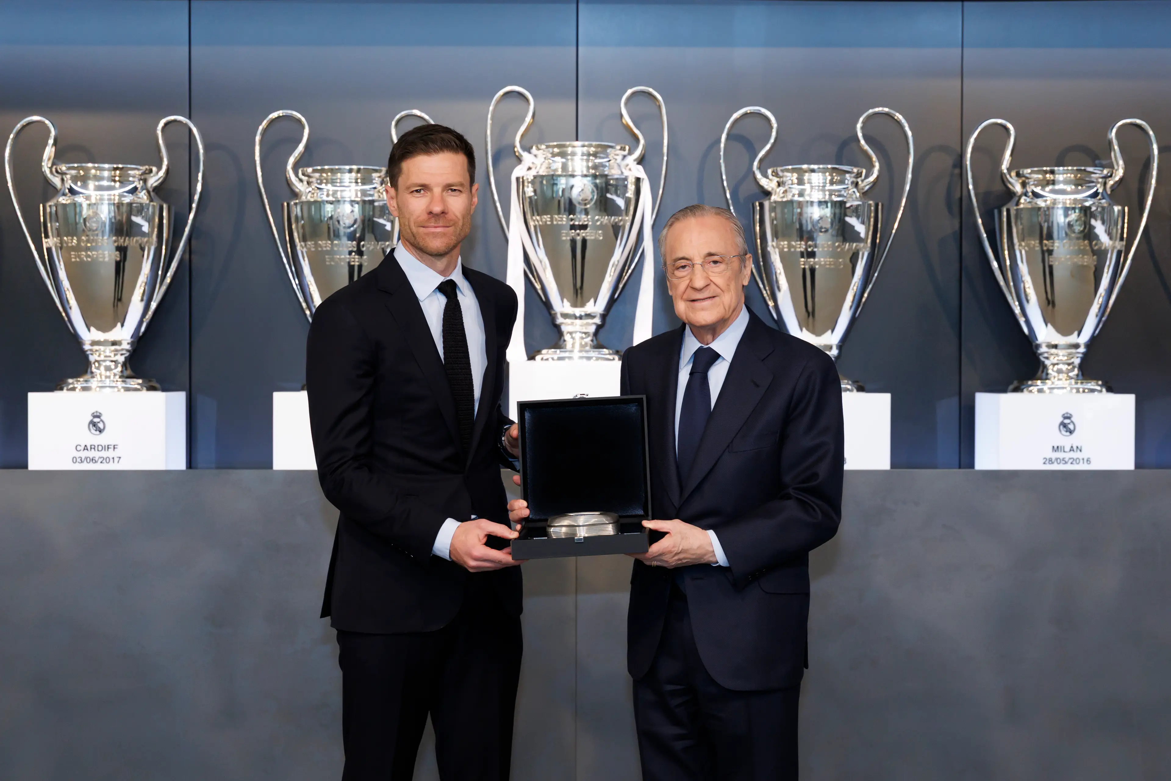 Xabi Alonso wants a new midfielder, with Florentino Perez 'willing' to sanction Real Madrid's pursuit of Kobbie Mainoo. Image: Getty