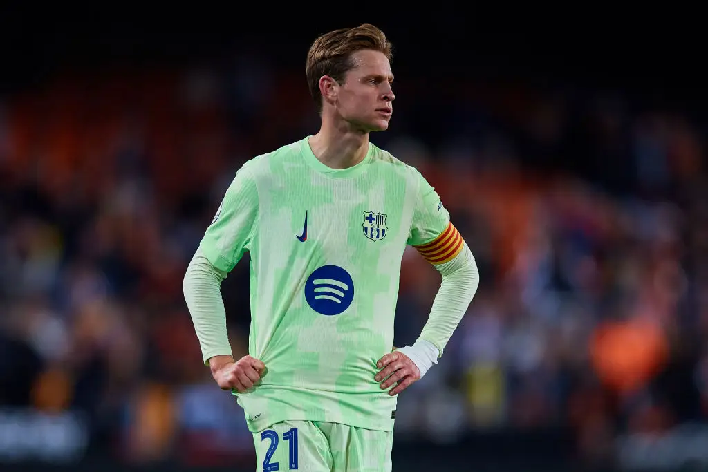 Frenkie de Jong pictured in action for Barcelona (Image: Getty)