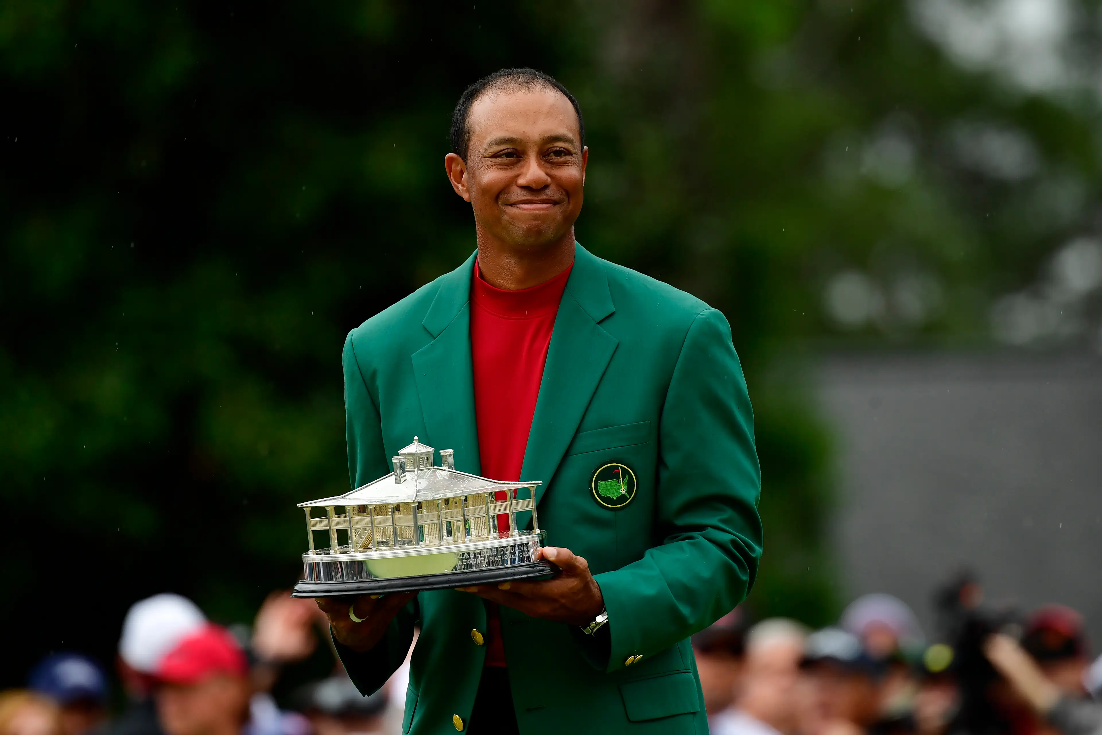 Tiger Woods with his 2019 Masters Crown. (Image: Augusta National via Getty Images)