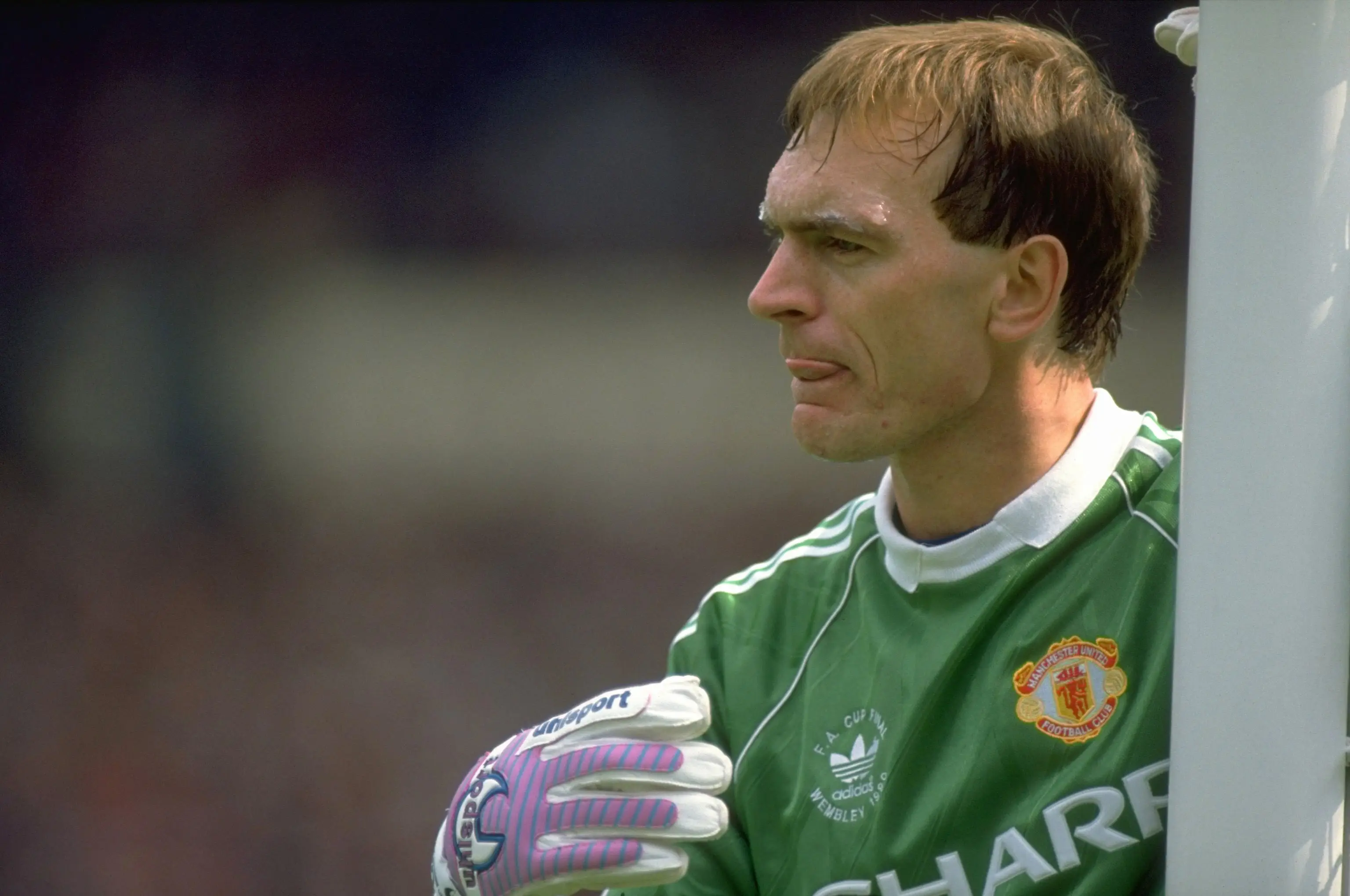 Jim Leighton in action for Manchester United in the 1990 FA Cup final. Image: Getty