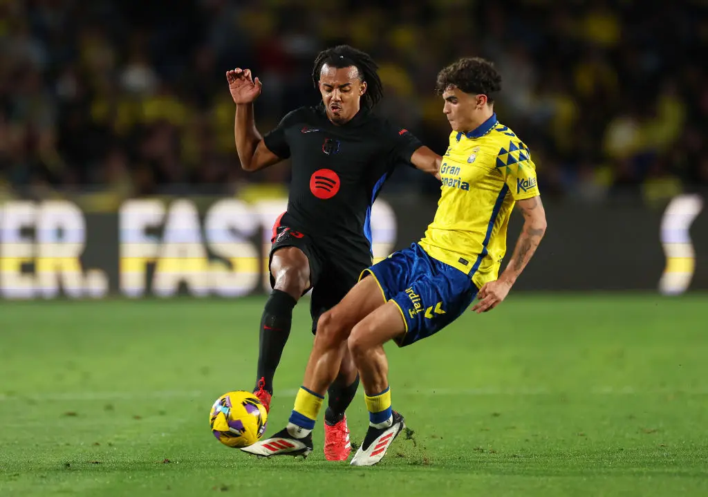 Stefan Bajcetic challenges Jules Kounde (Credit:Getty)
