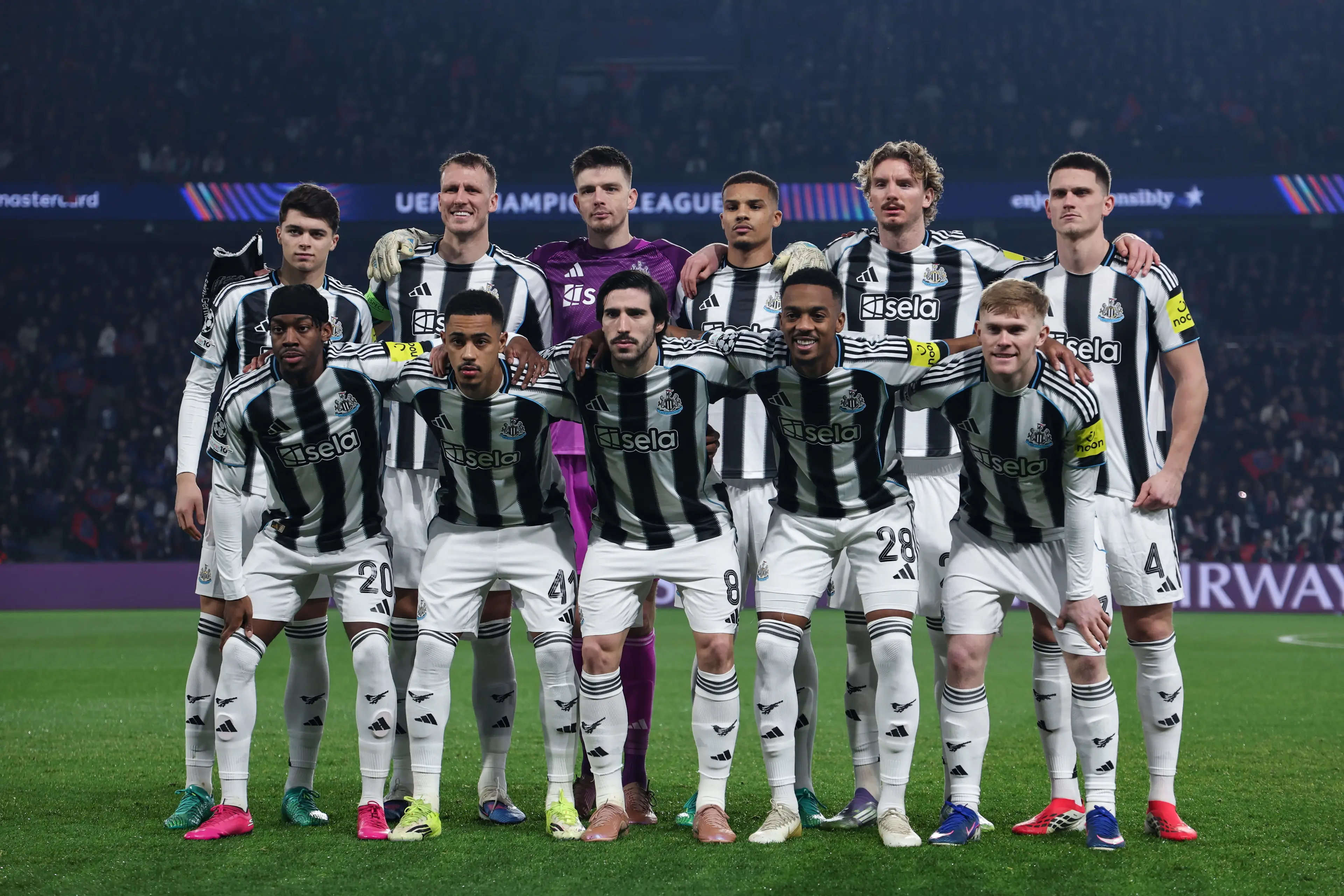 Newcastle drew 1-1 at holders PSG in their final group match (Image: Getty)