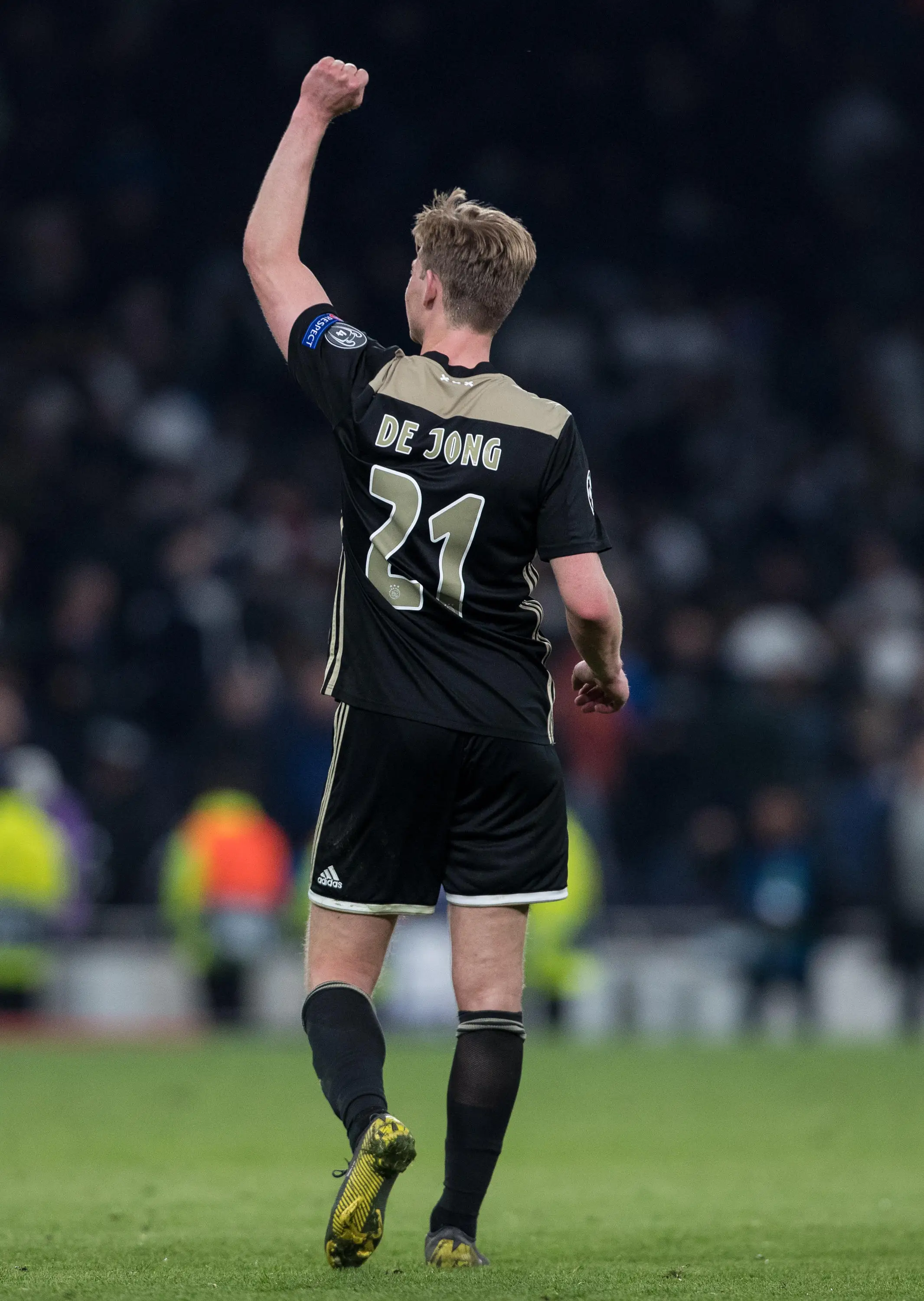 Frenkie de Jong wore the No.21 shirt at Ajax under Erik ten Hag. (Alamy)