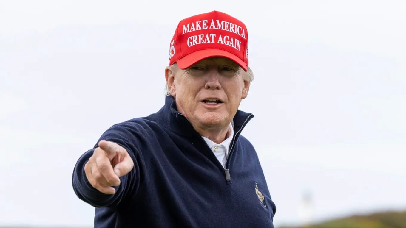 YouTuber was shocked 'cameras were allowed' during visit to Donald Trump's $500,000 membership golf club