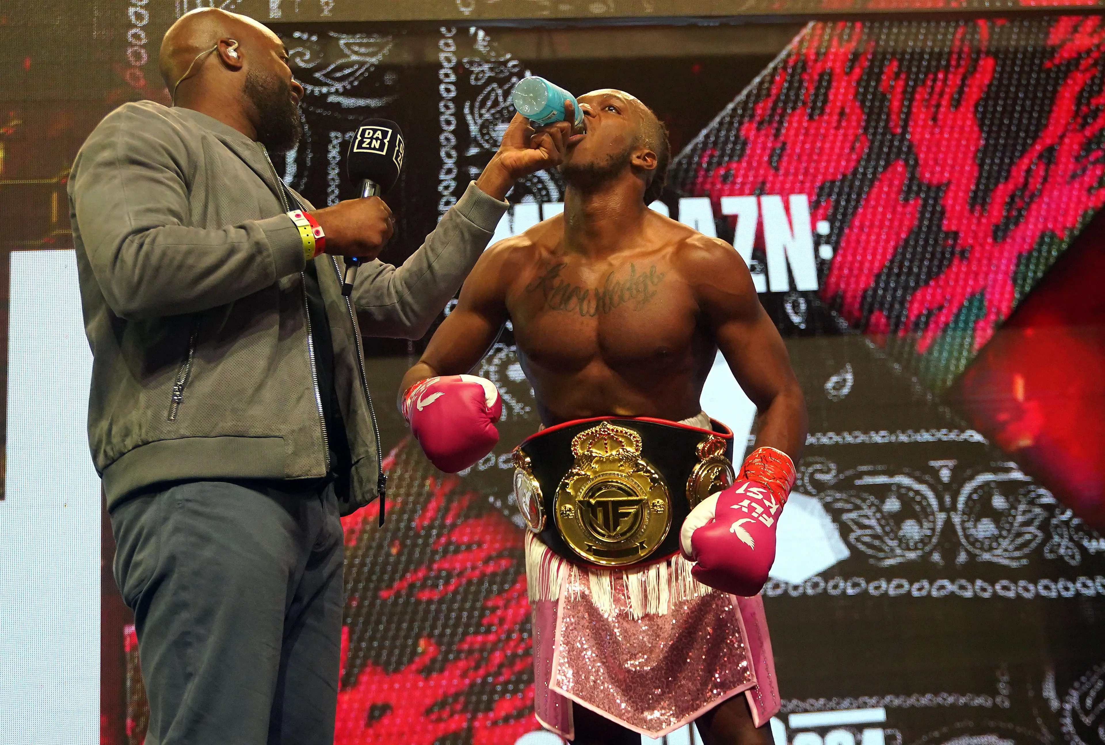 KSI drinks his Prime. Image: Alamy