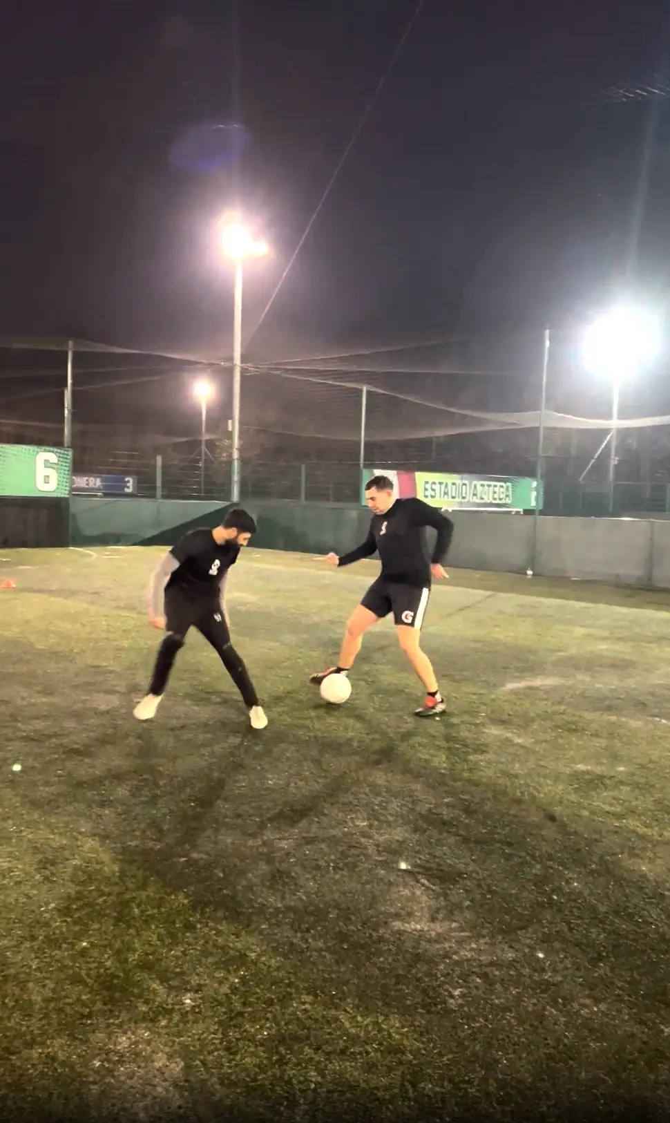 1v1 battles were one of the tough drills Baller League players had to take part in. Image: SPORTbible