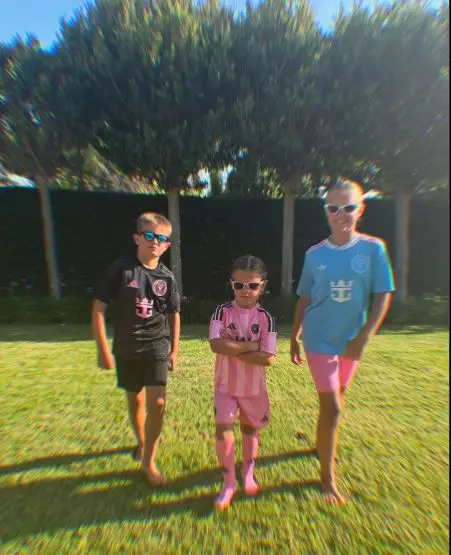 Rebekah Vardy shared an image of their kids wearing Inter Miami shirts. Image: Instagram/Rebekah Vardy