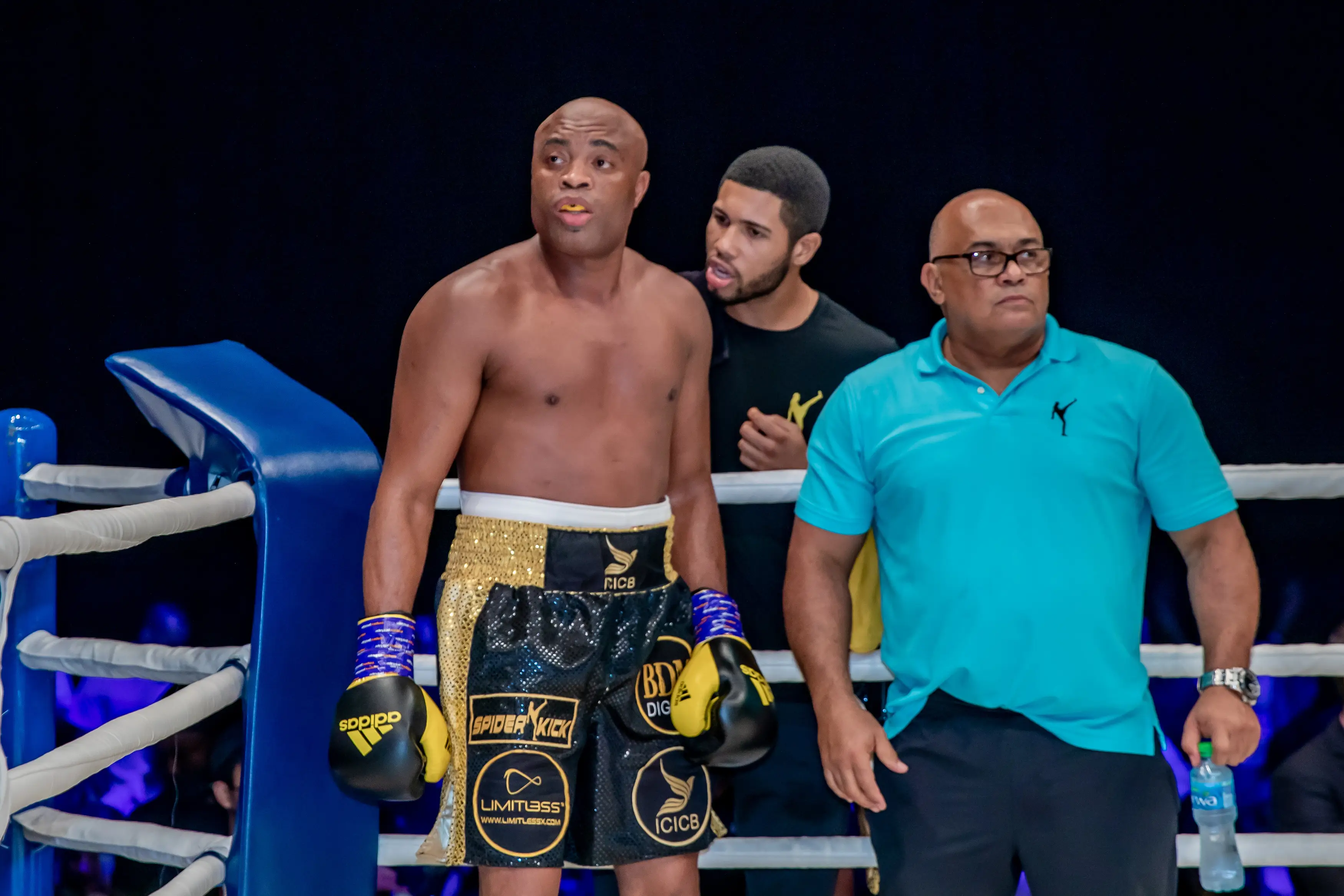 Anderson Silva meets Tyron Woodley on the Jake Paul vs. Anthony Joshua undercard. Image: Getty 