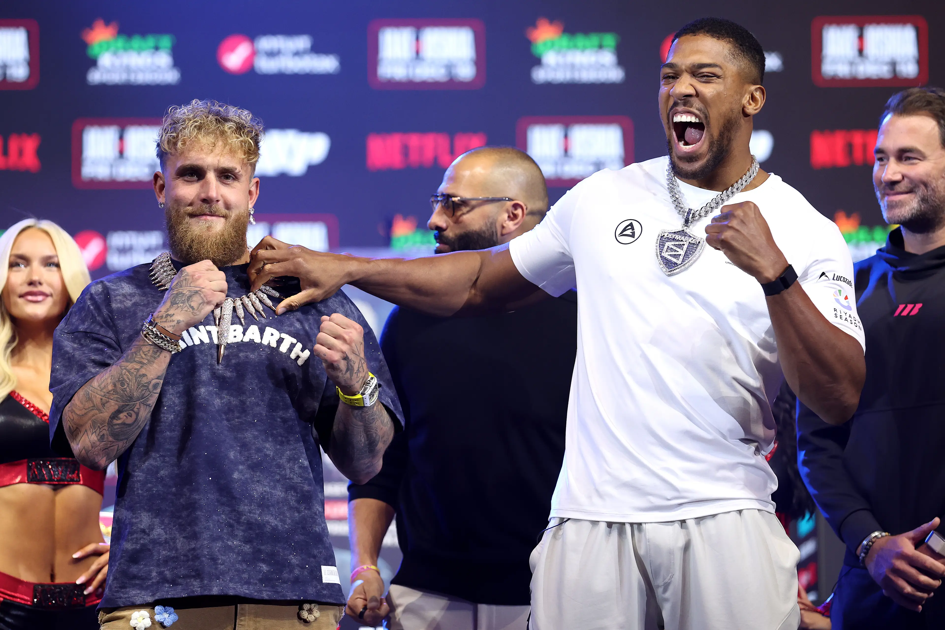 Viewers wanting to watch Jake Paul and Anthony Joshua on Netflix have been issued a warning. (Photo by Megan Briggs/Getty Images for Netflix)