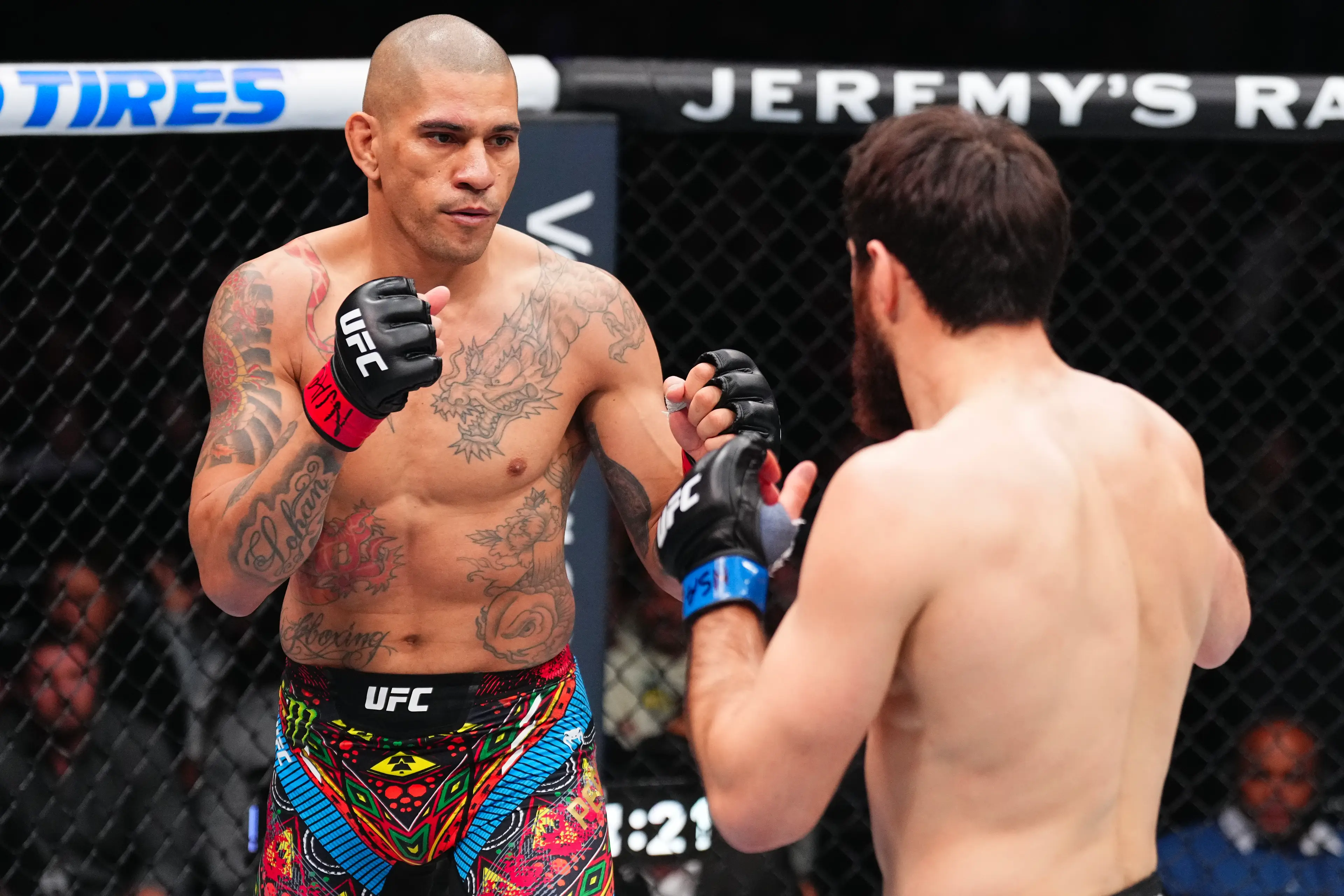 Alex Pereira during his UFC title fight against Magomed Ankalaev. Image: Getty