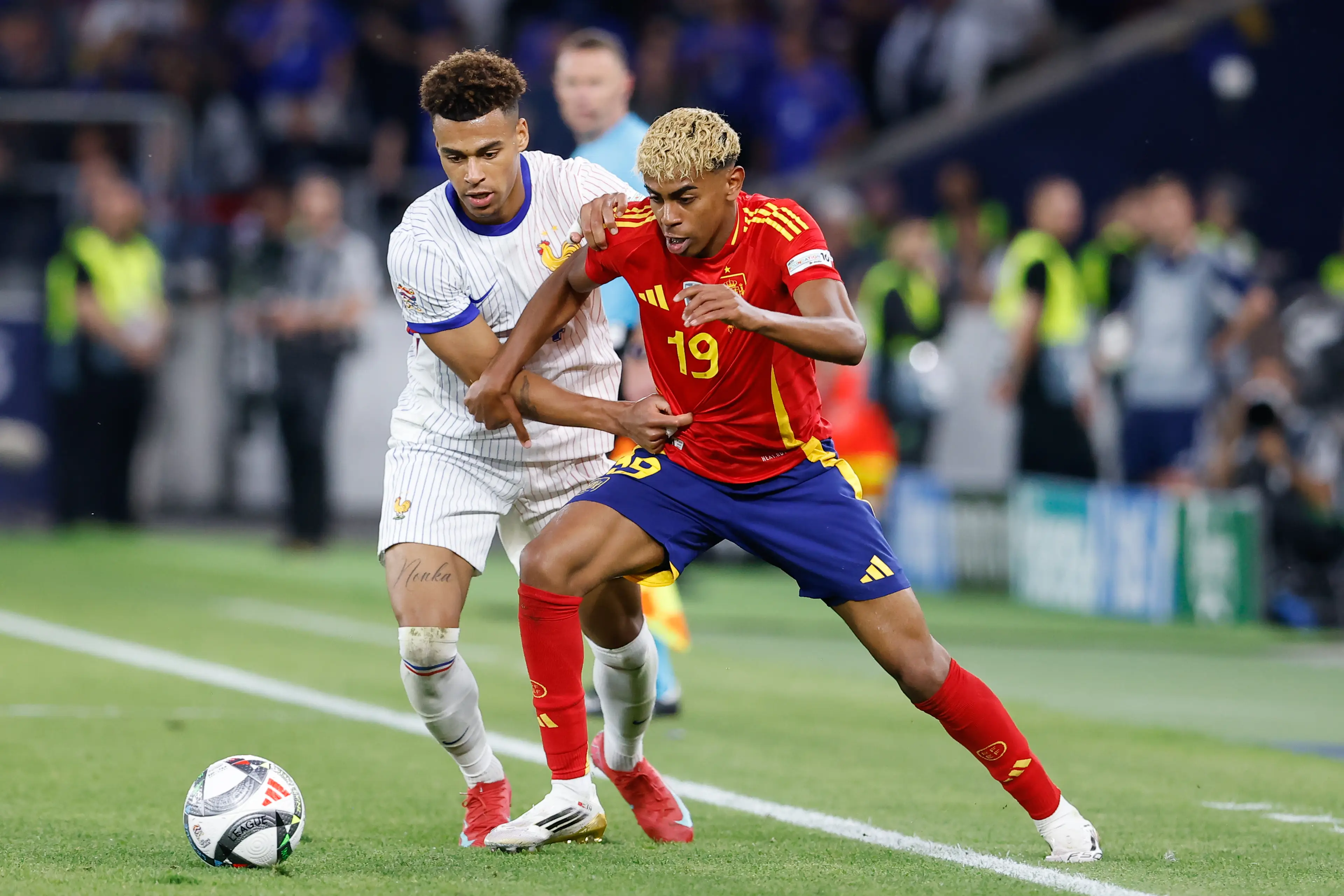 Desire Doue and Lamine Yamal (Image: Europa Press Sports / Contributor via Getty)