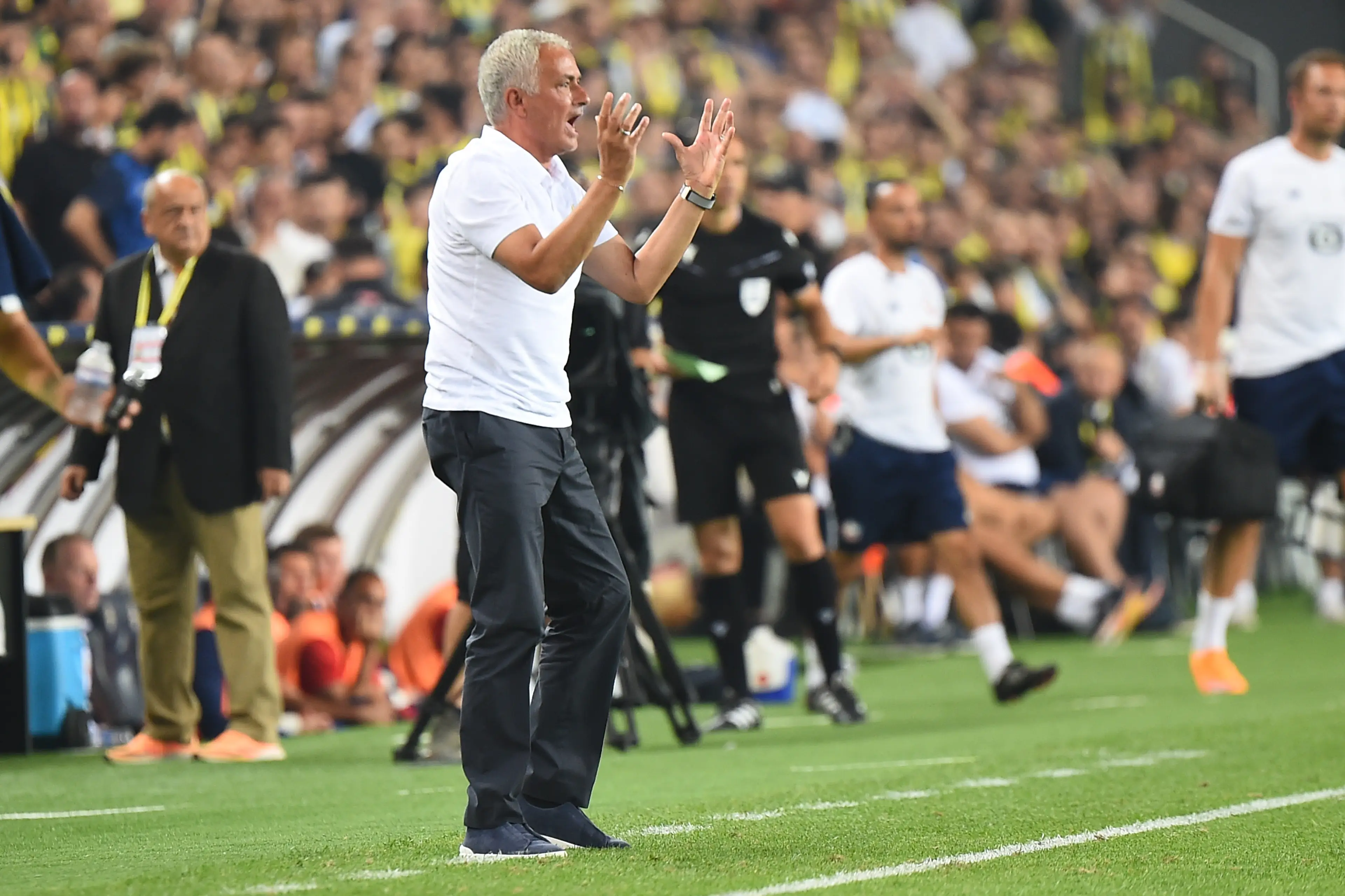Jose Mourinho on the touchline against Lille. Image: Getty 