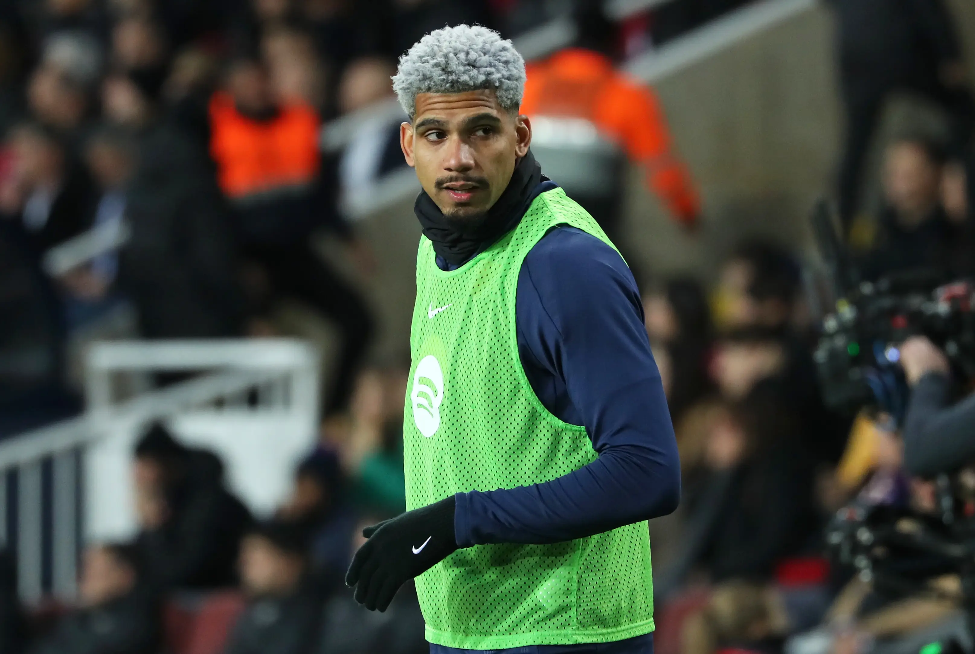 Araujo has proved a difficult test for Vinicius. Image credit: Getty