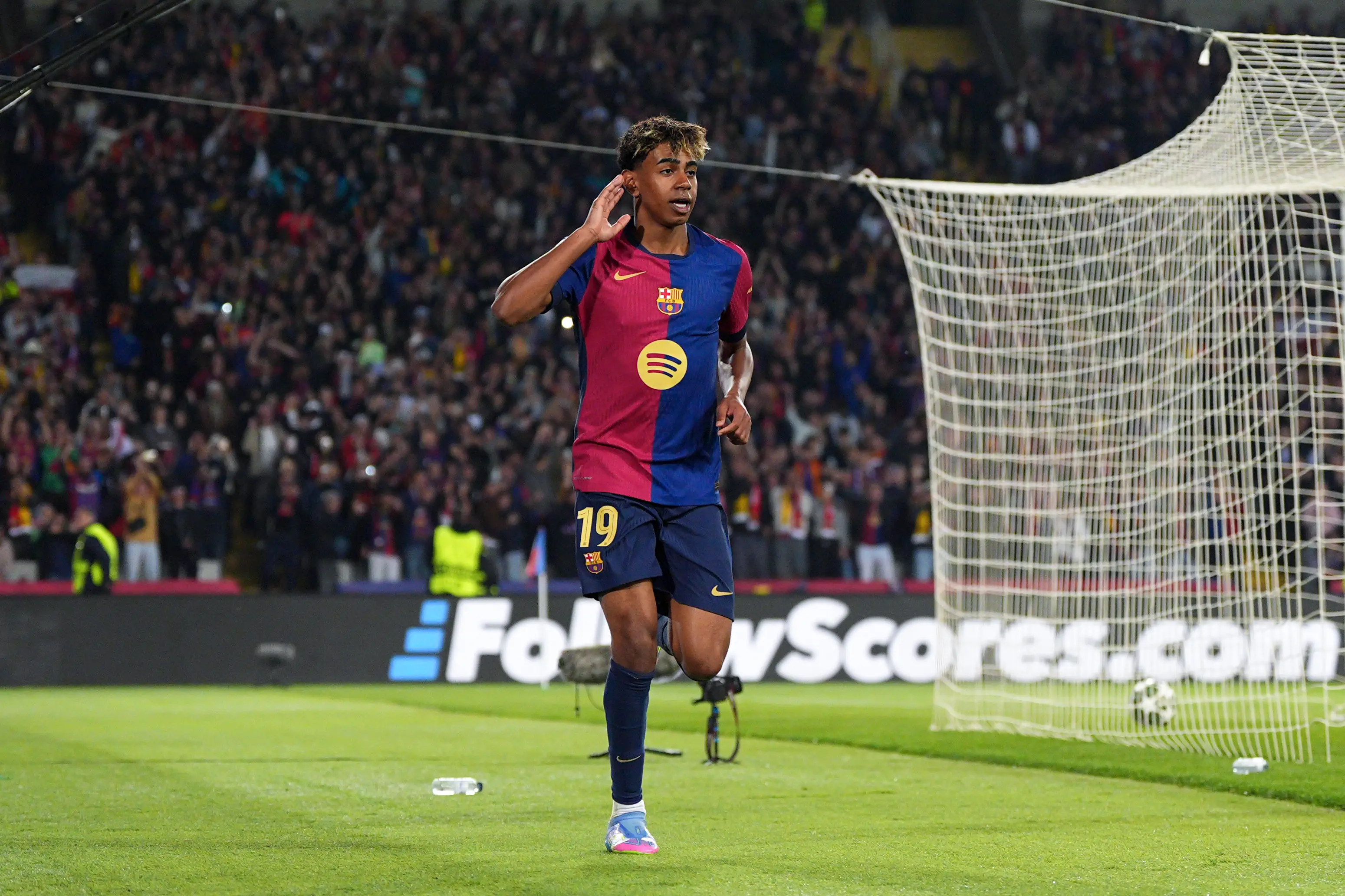 Lamine Yamal reportedly asked to be substituted so Ansu Fati could play vital minutes. Image: Getty 