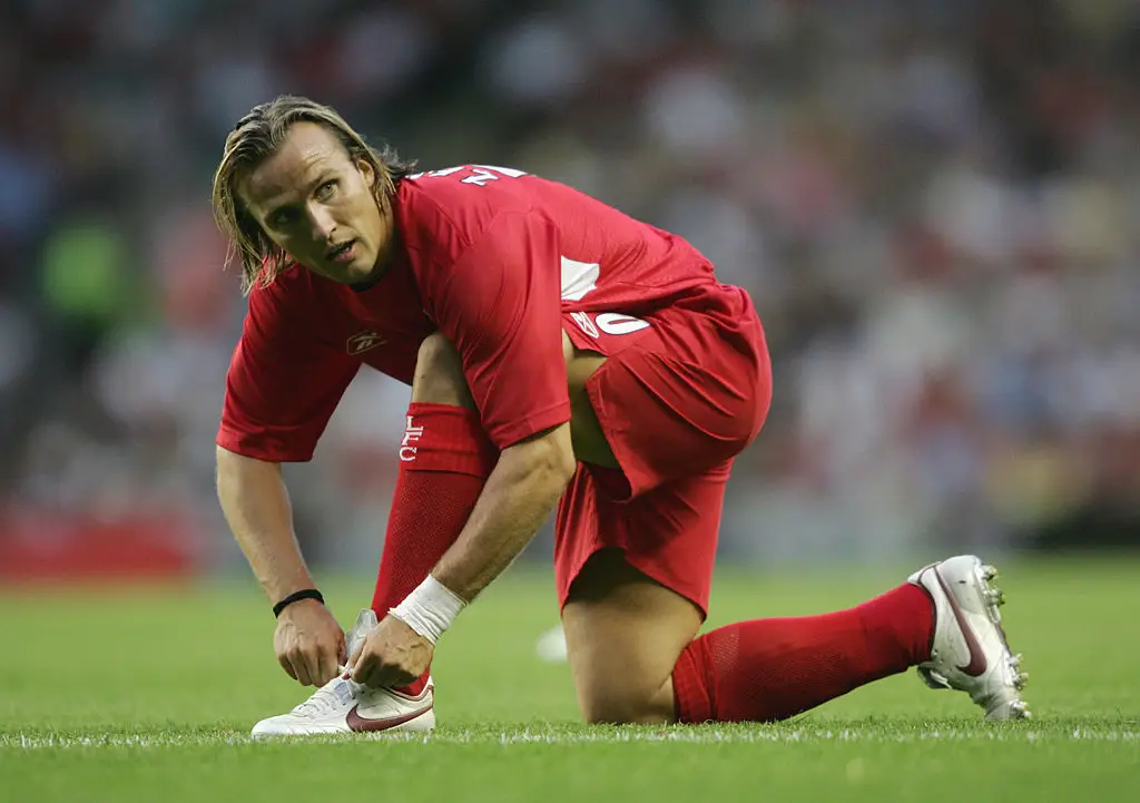 Bolo Zenden in action for Liverpool (Credit:Getty)