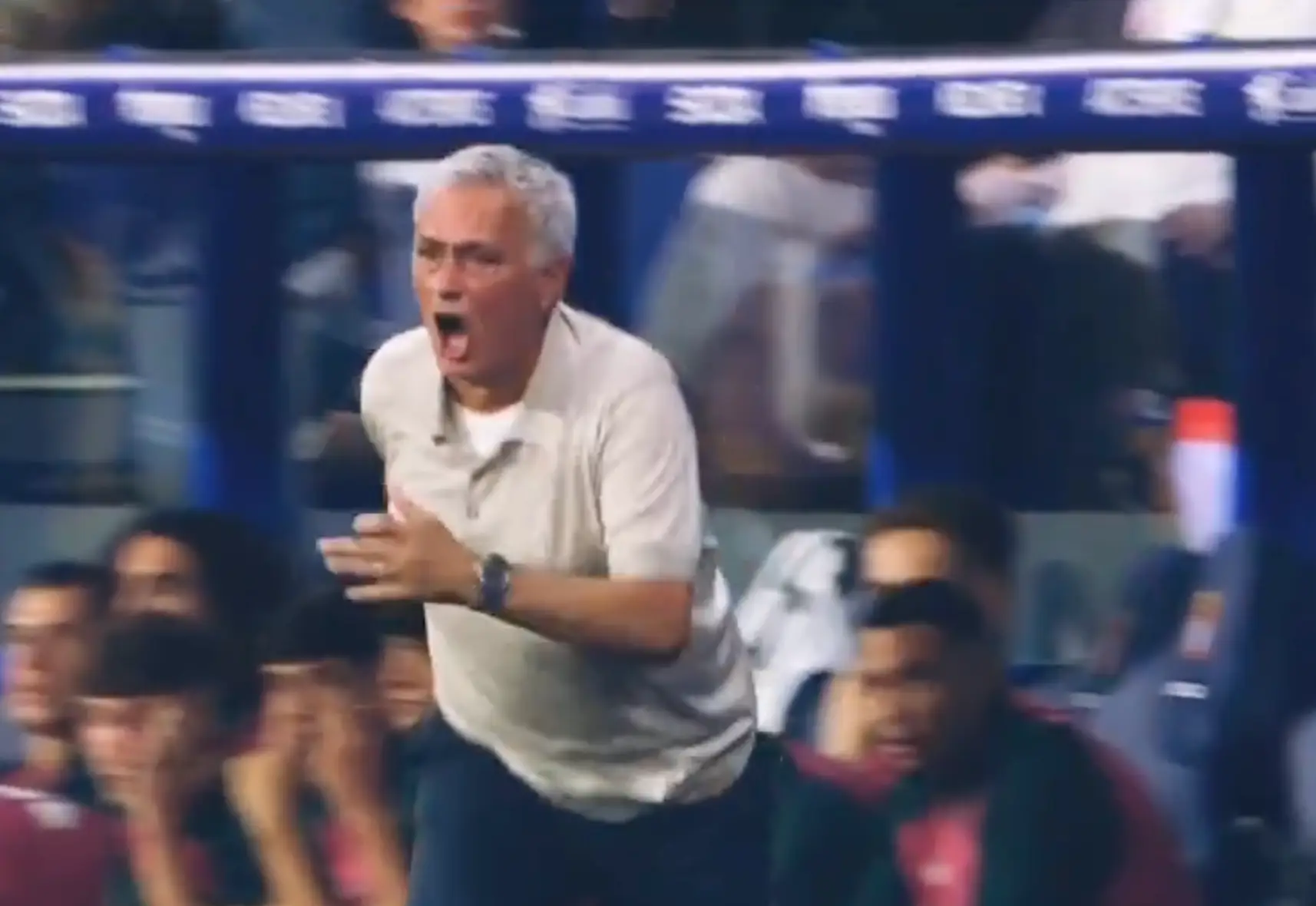 Mourinho sprints over to Dumfries during Real Madrid's win over Espanyol. Image credit: La Liga