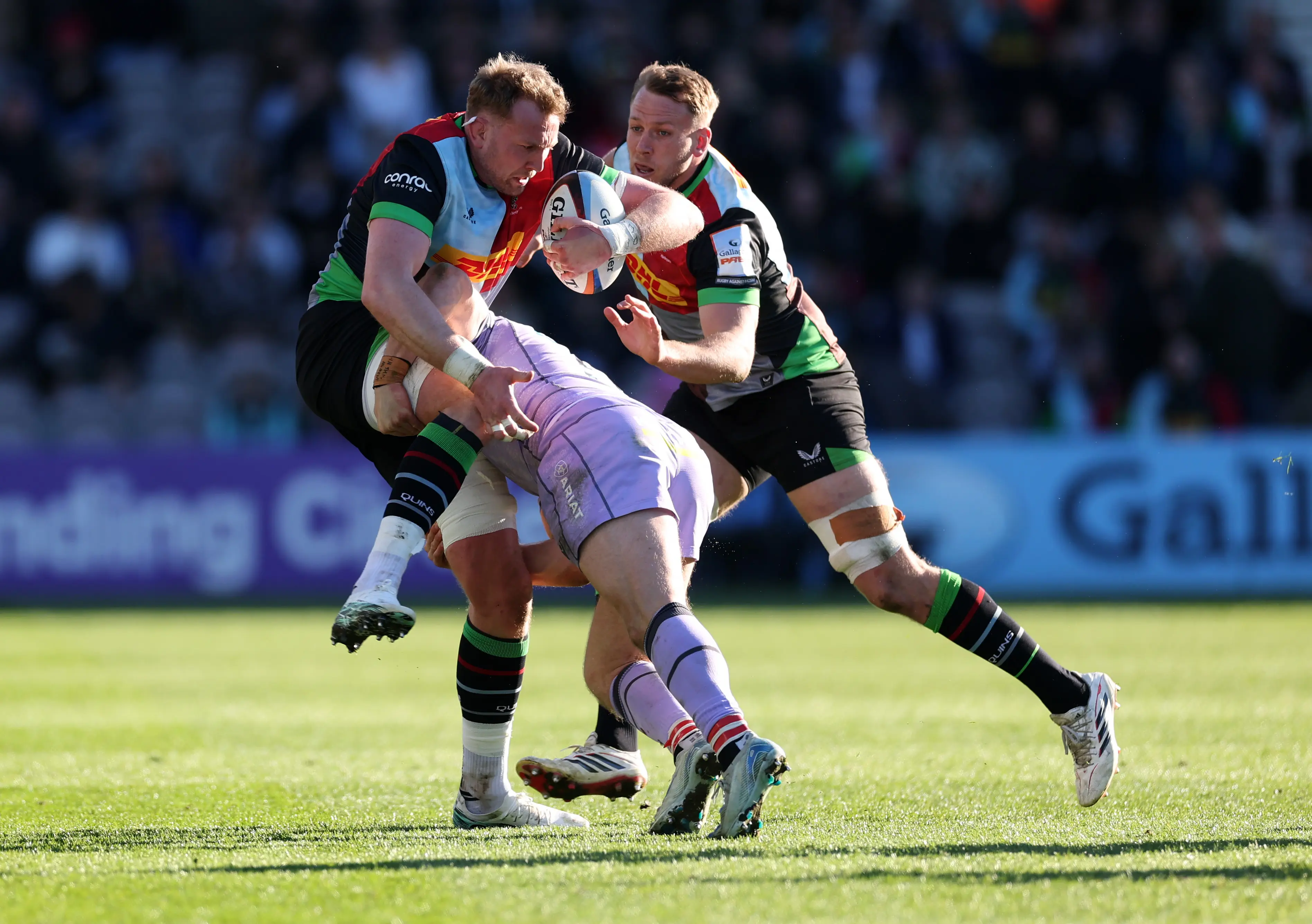 Kieran Treadwell of Harlequins is tackled during the Gallagher PREM match between Harlequins and Gloucester Rugby (Getty Images)