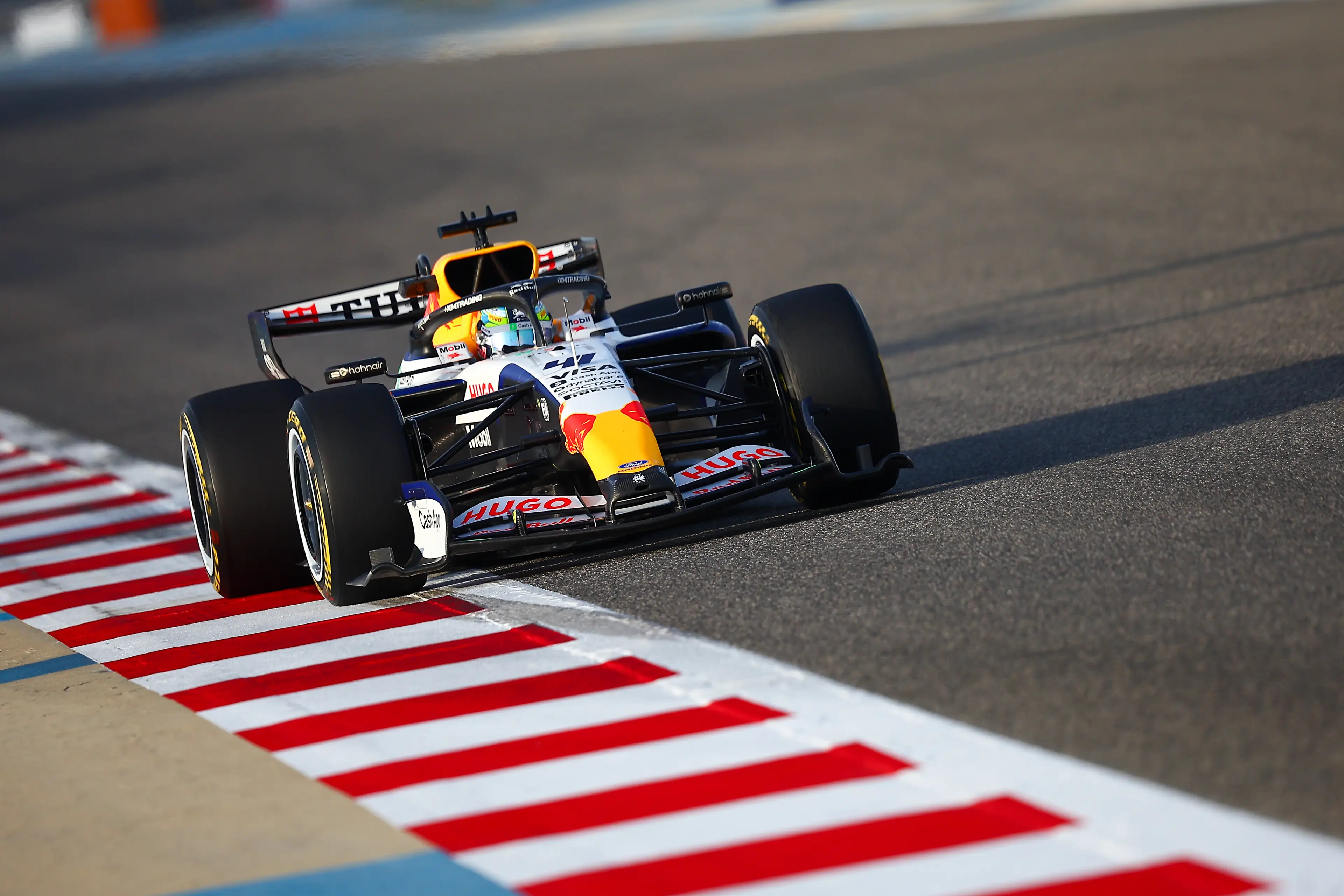 Arvid Lindblad at Bahrain testing (credit: getty)
