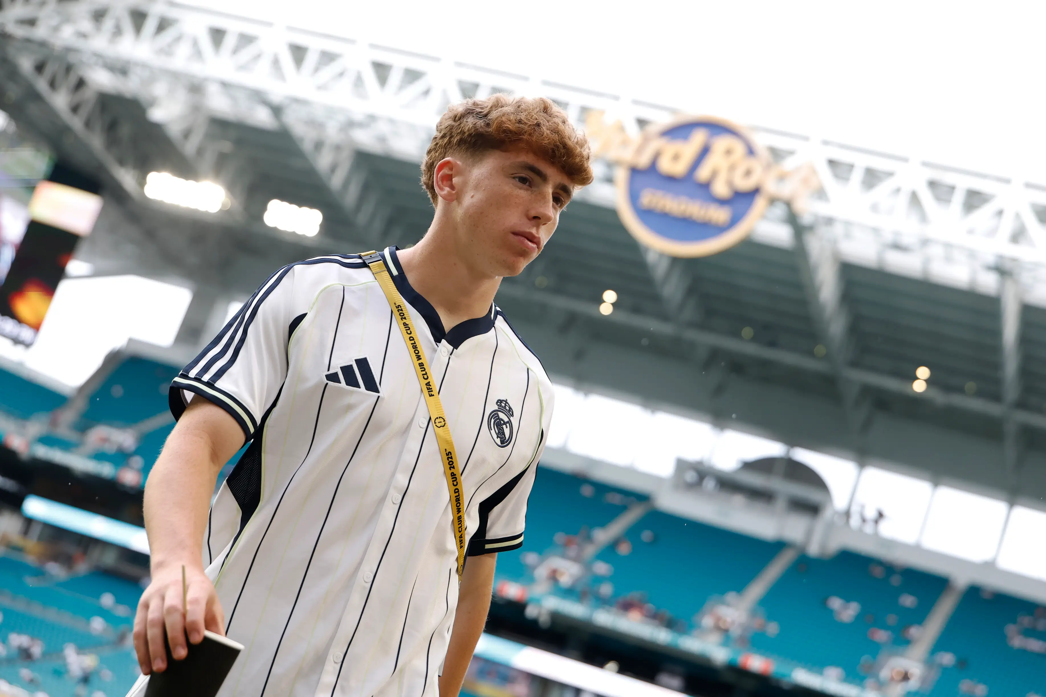 Victor Muñoz #44 of Real Madrid C.F. inspects the pitch prior to the FIFA Club World Cup 2025 round of 16 match between Real Madrid CF and Juventus FC  (Getty Images)