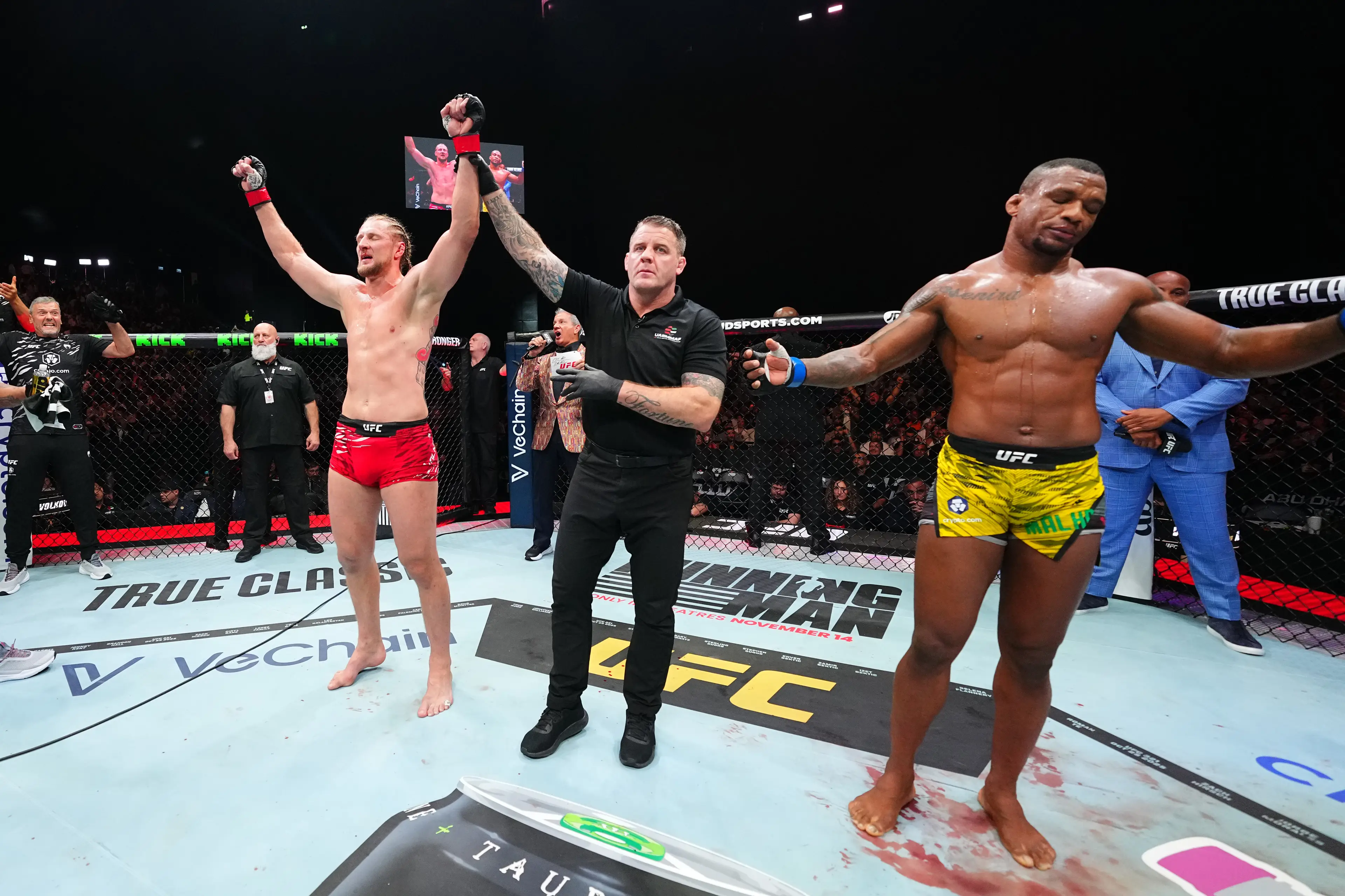 Alexander Volkov beat Jailton Almeida by split decision at UFC 321. Image: Getty 