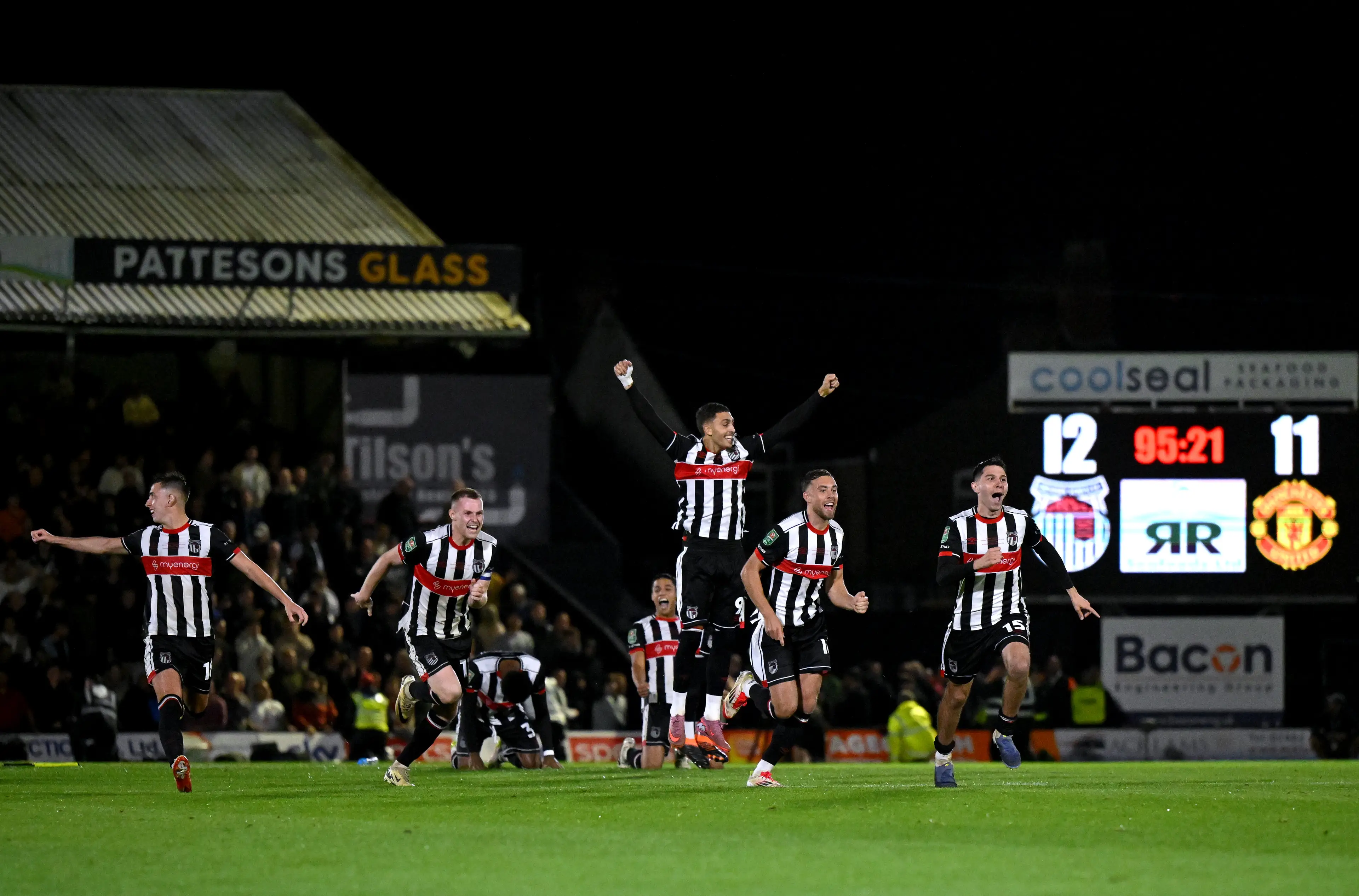 Grimsby beat United on penalties. Image credit: Getty
