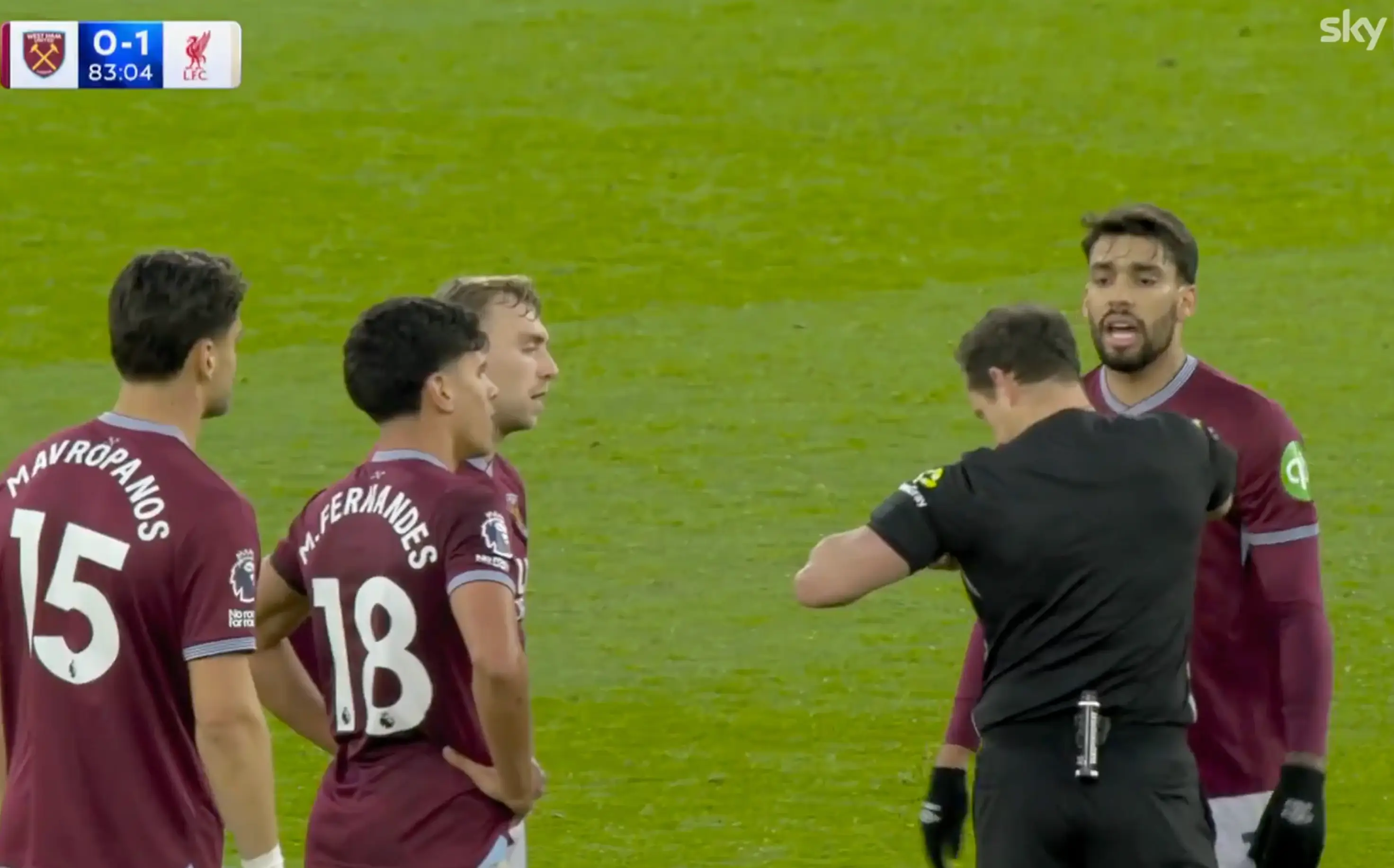 Paqueta was sent off for dissent (Image: Sky Sports)