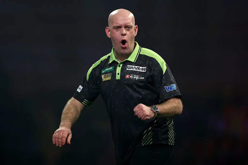 Van Gerwen had nothing but good things to say about Littler and Van Veen ahead of their meeting in the PDC World Championship final. (Image: James Fearn/Getty Images)