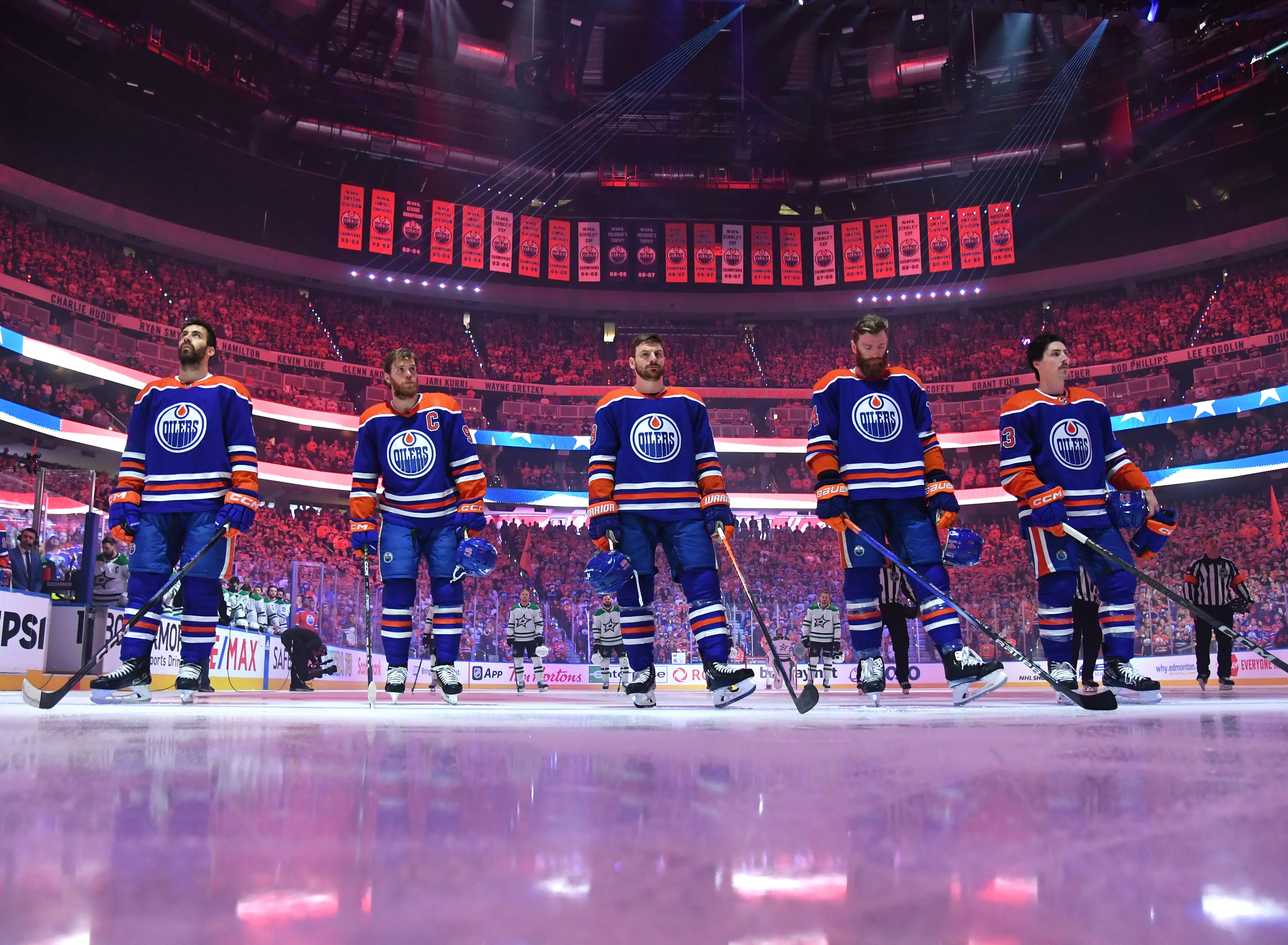 The Edmonton Oilers beat the Dallas Stars. (