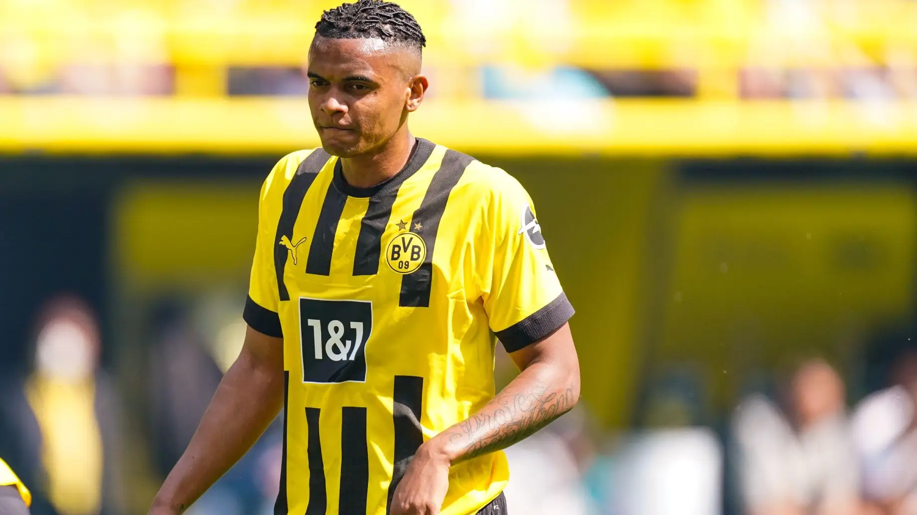 Pep Guardiola provides fresh update on Manchester City’s Manuel Akanji pursuit