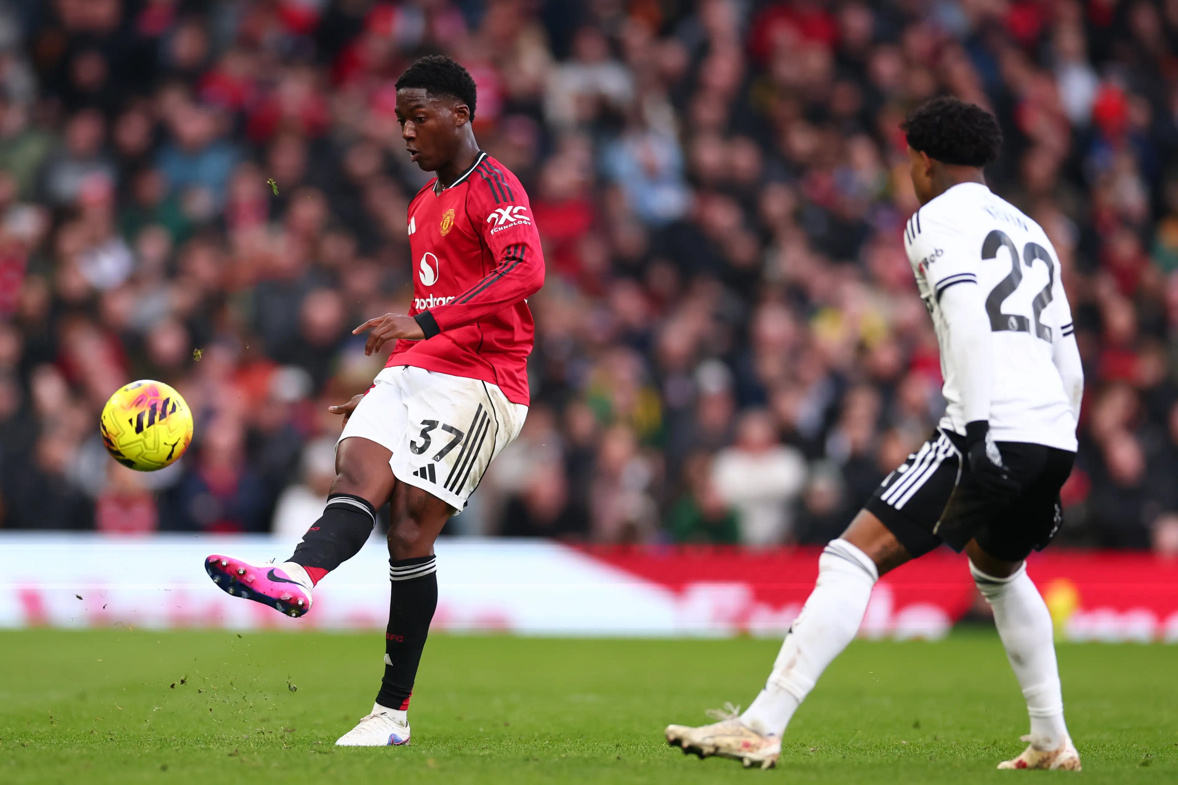 Kobbie Mainoo in action for Manchester United vs Fulham (credit: getty)