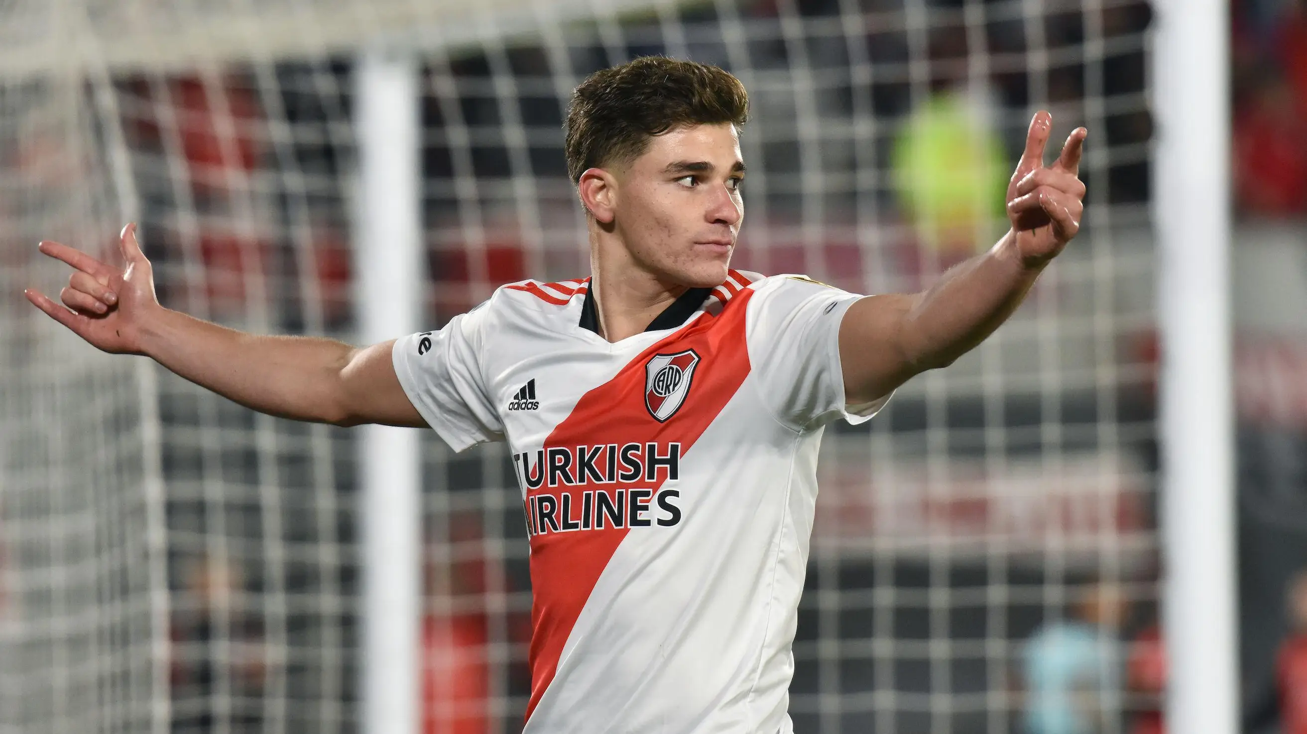 Fabrizio Romano Reveals When Julian Alvarez Will Arrive At Manchester City This Summer