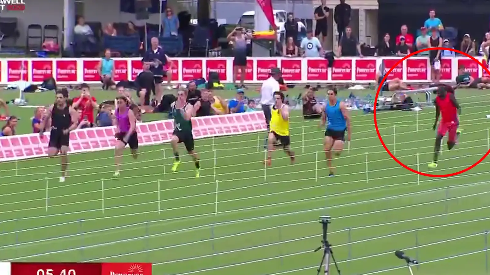 Sprint phenom Gout Gout stuns crowd with blistering performance despite starting event with a handicap