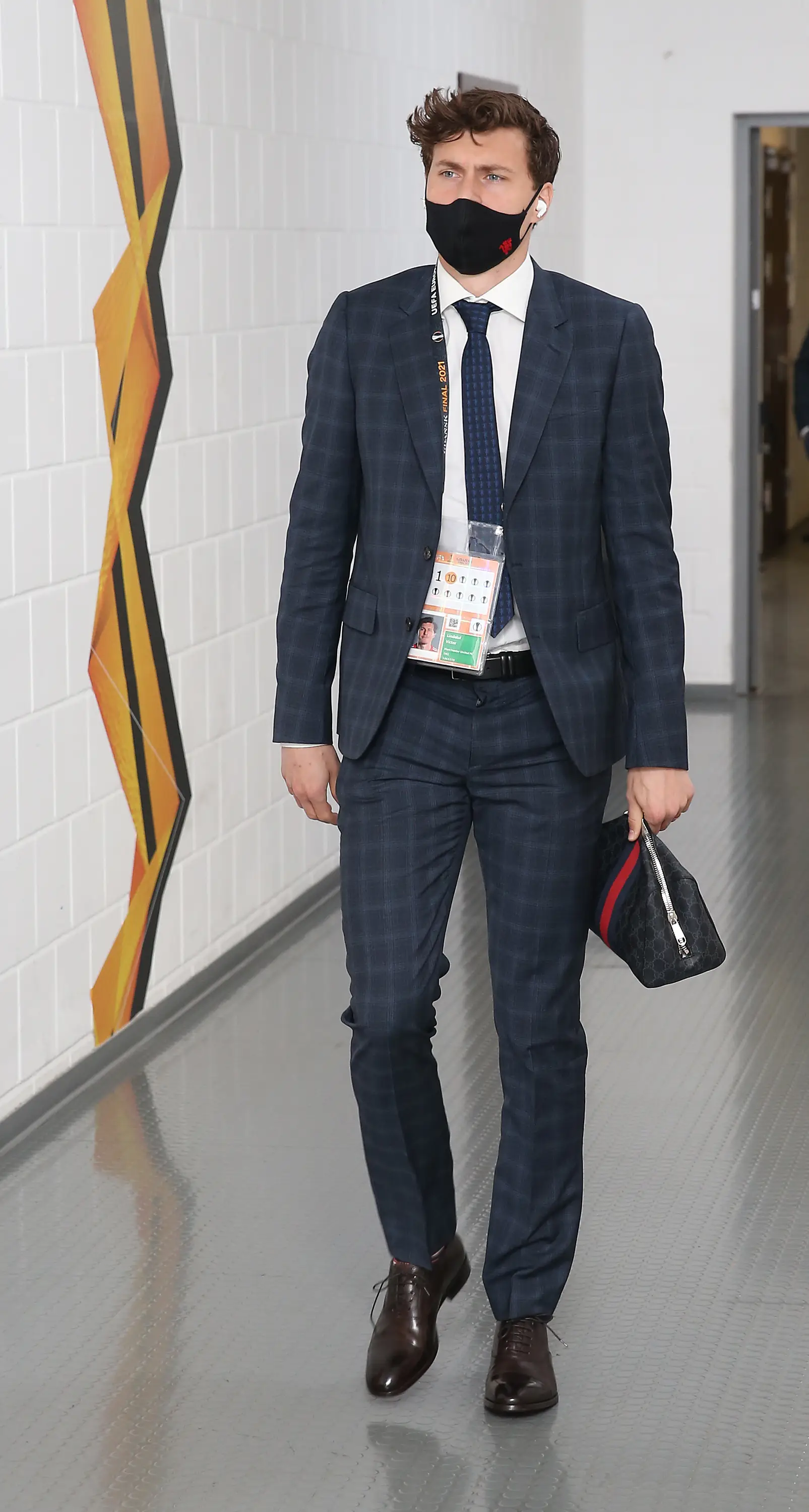 Manchester United wore suits upon arrival to the Europa League final in 2021, as well as the 2017 showpiece. Image: Getty