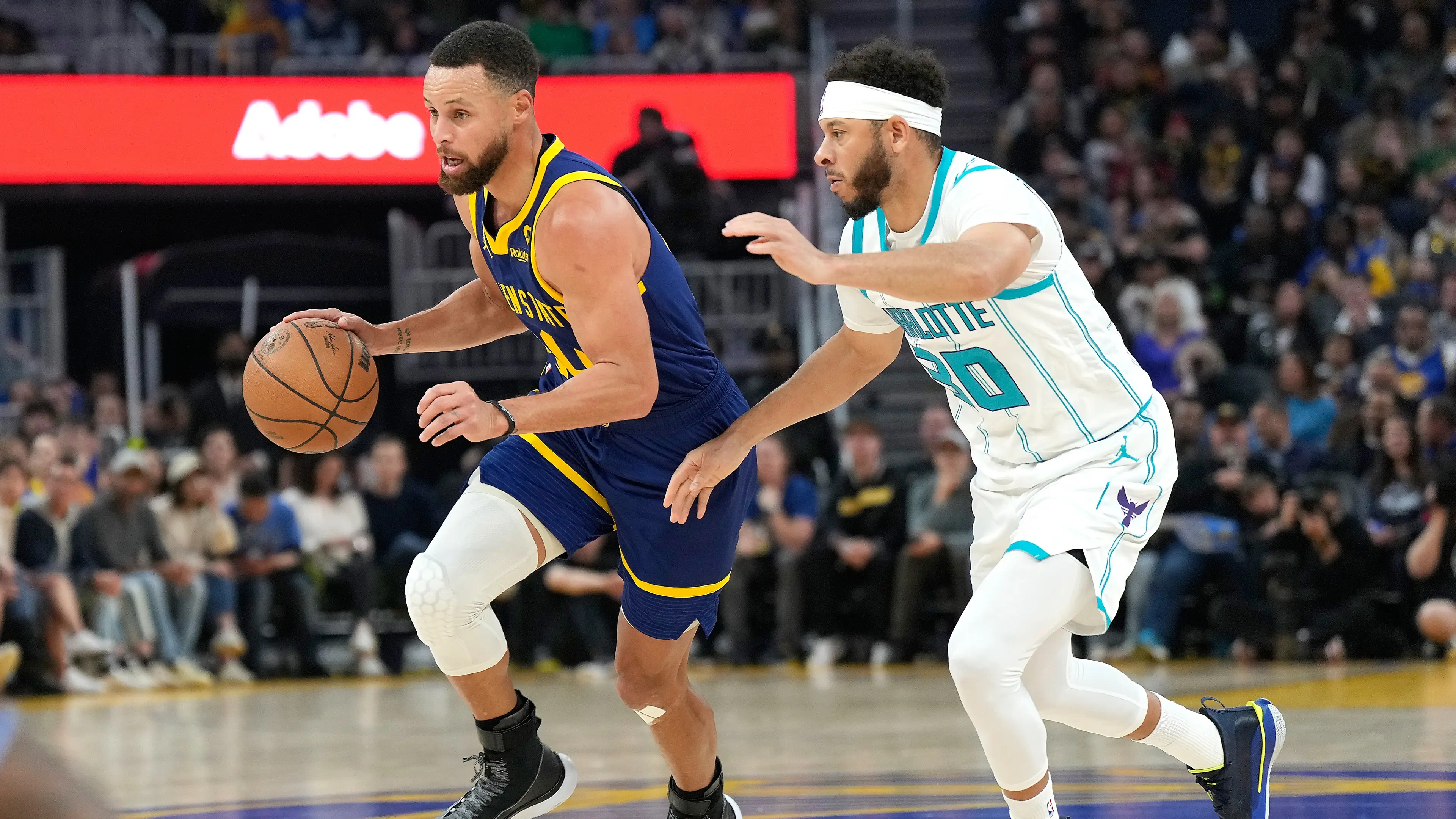 Seth Curry's New Salary at Warriors Compared to Brother Steph